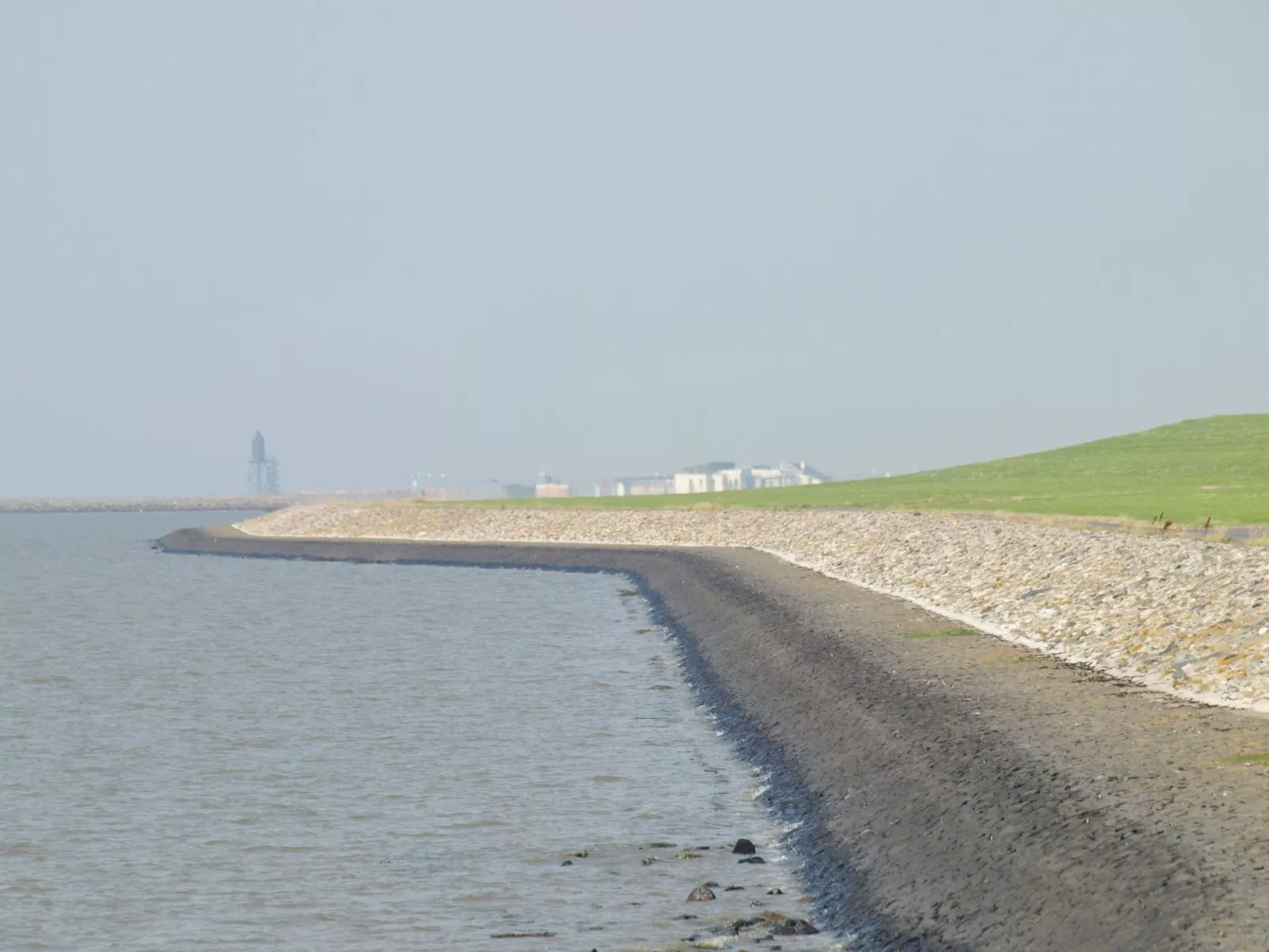 Mit Terrasse, Grill und Garten-Binnen