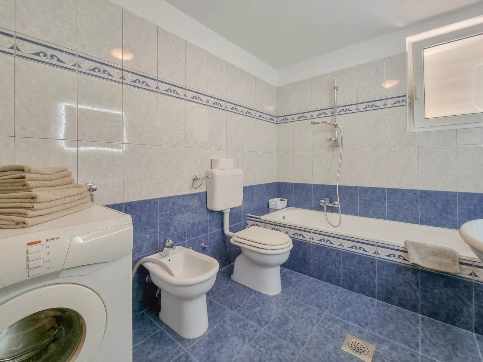 Für 4 Personen ca. 80 m&sup2; in Novigrad, Adriaküste Kroatien (Westküste von I-Binnen