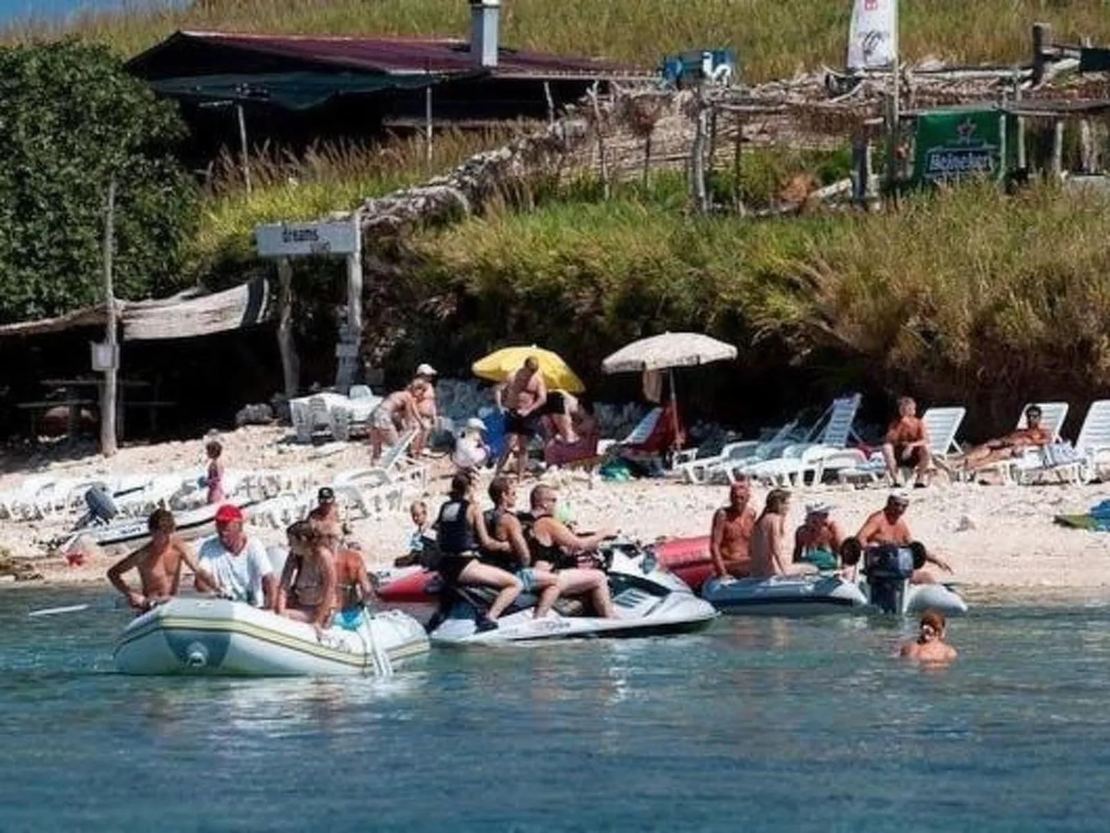 Apartments Vukalovic-Buiten