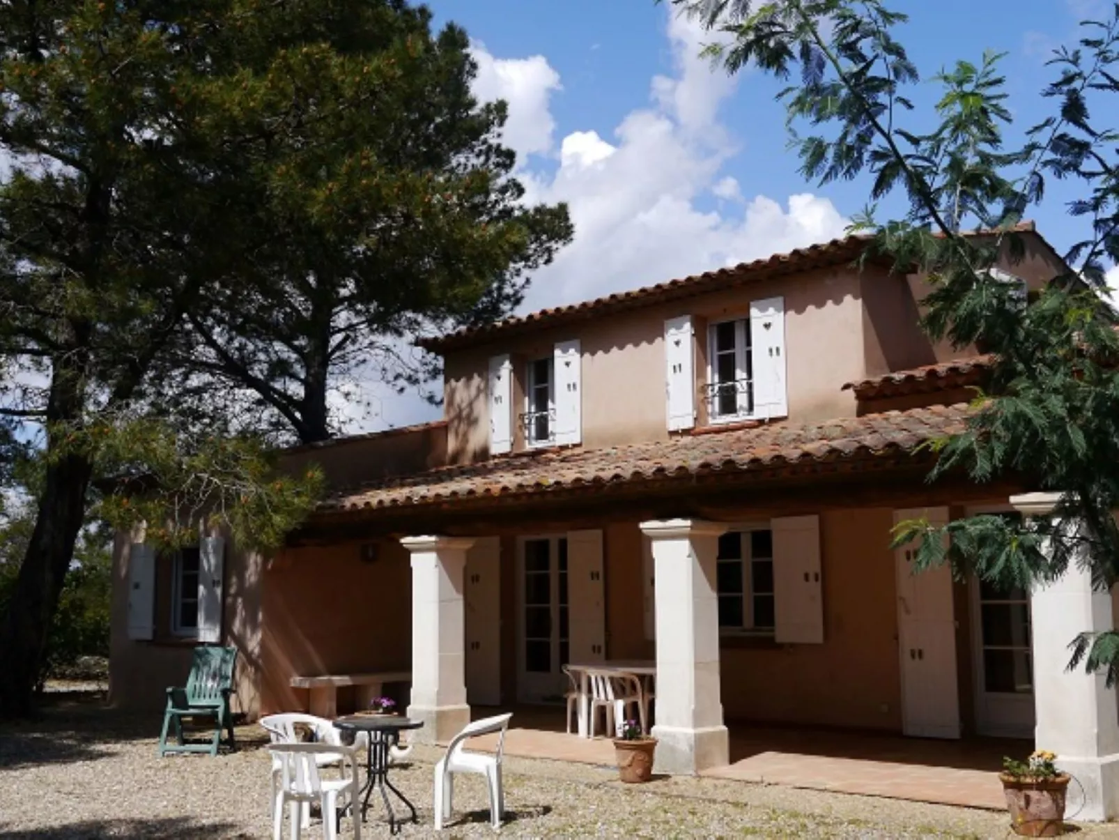 Ruhige Villa mit Pool im Herzen der Weinberge-Binnen