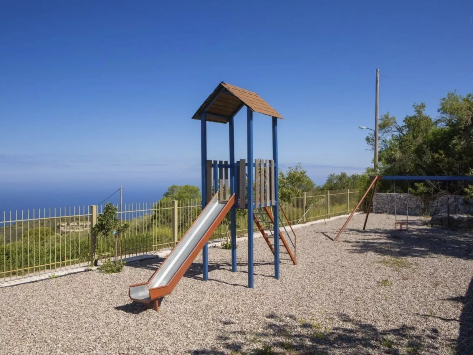 Schönes Haus in Apollonii mit privatem Pool-Binnen