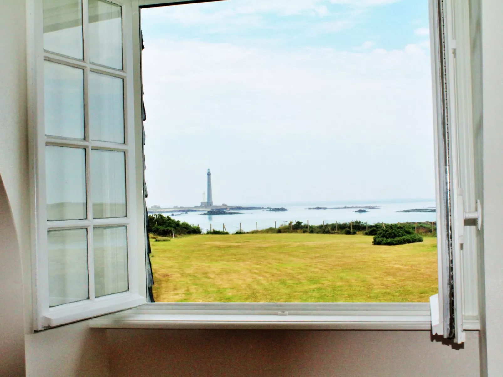 Men Toul Lilia-Binnen