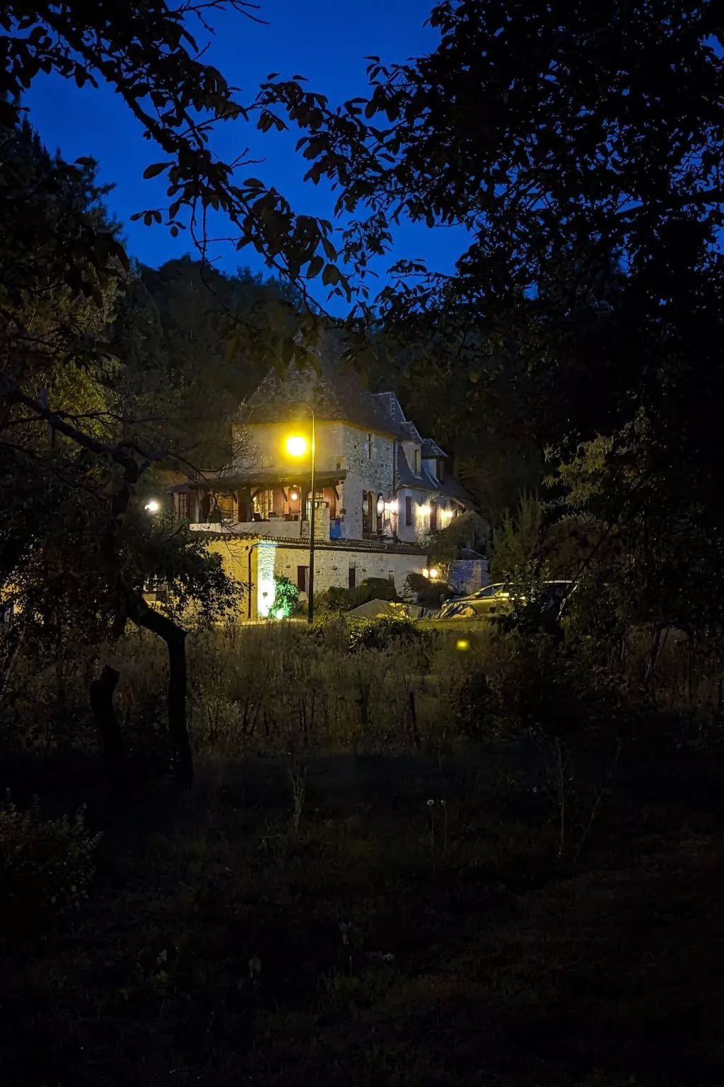 Im Herzen des Périgord Noir in der Nähe von Limeuil-Binnen
