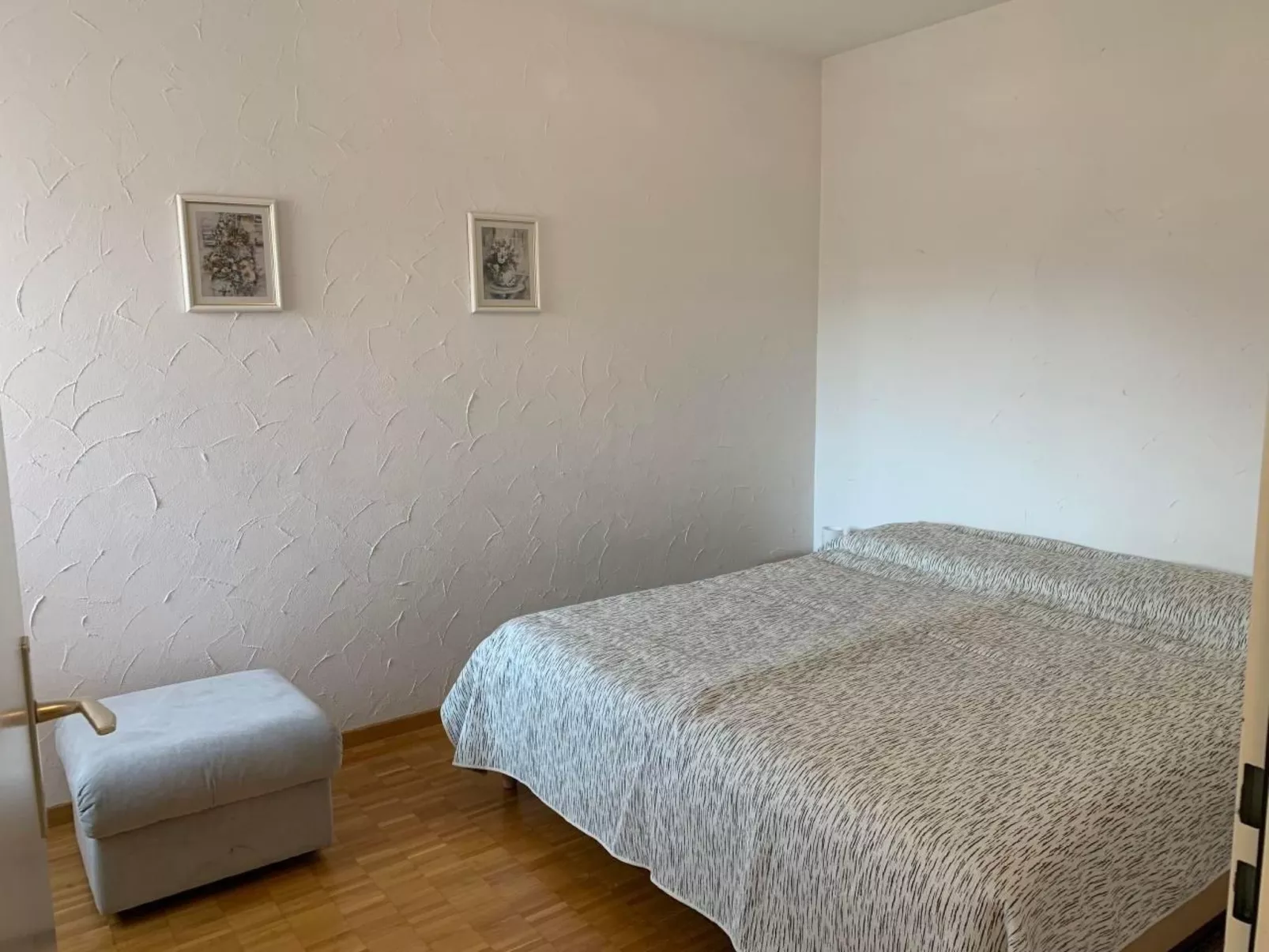 Relax-Image-tags.info