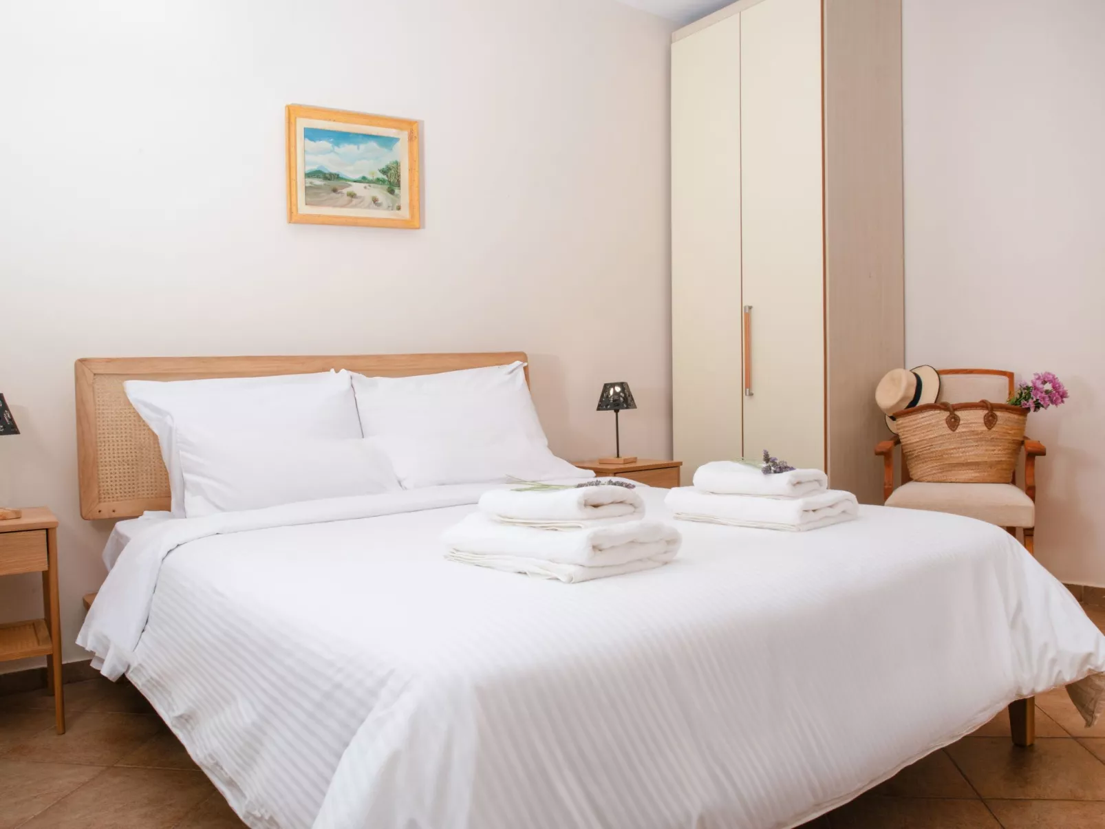 Wunderschönes Haus in Nea Tirintha mit privatem Parkplatz-Binnen