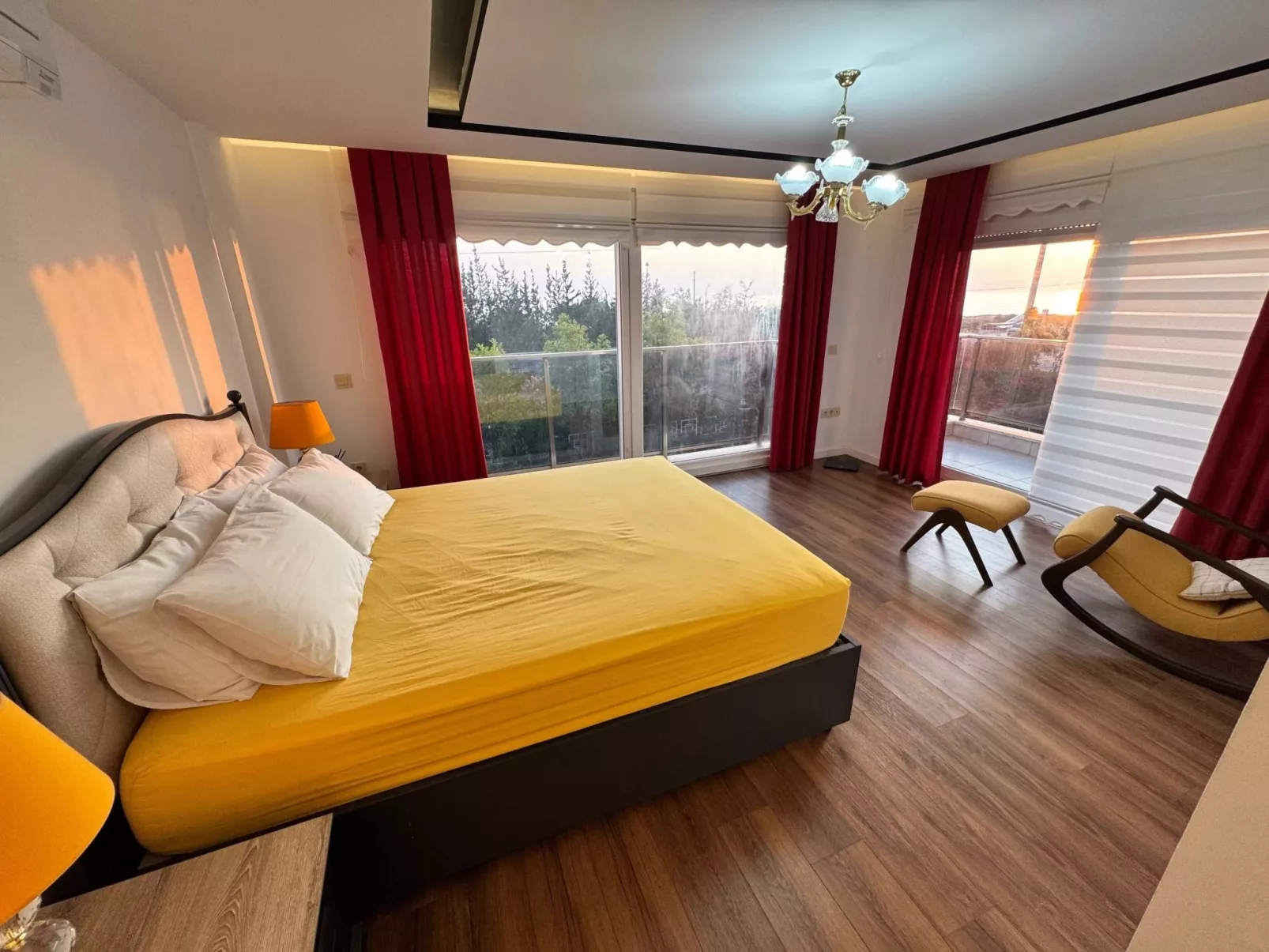 Genießen Sie Ihre sonnige Reise mit "NarVilla"-Image-tags.info