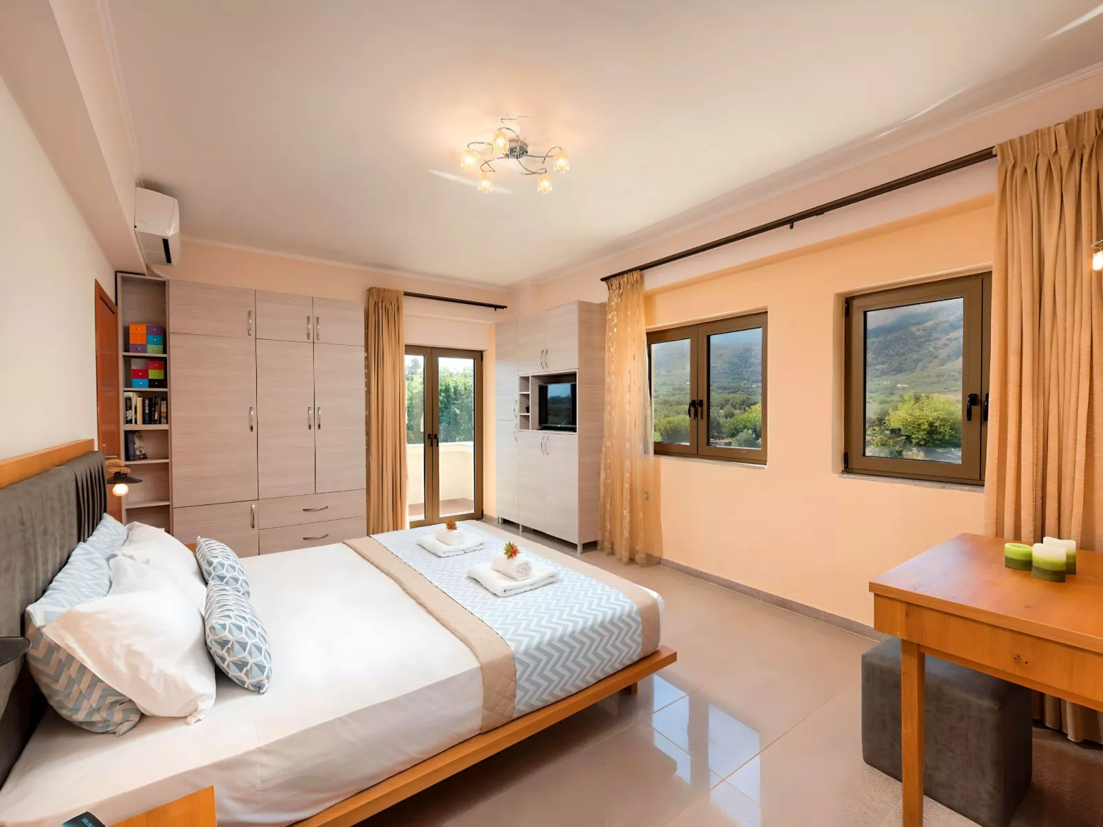 Mirsini Villa Privater Pool Jacuzzi-Binnen