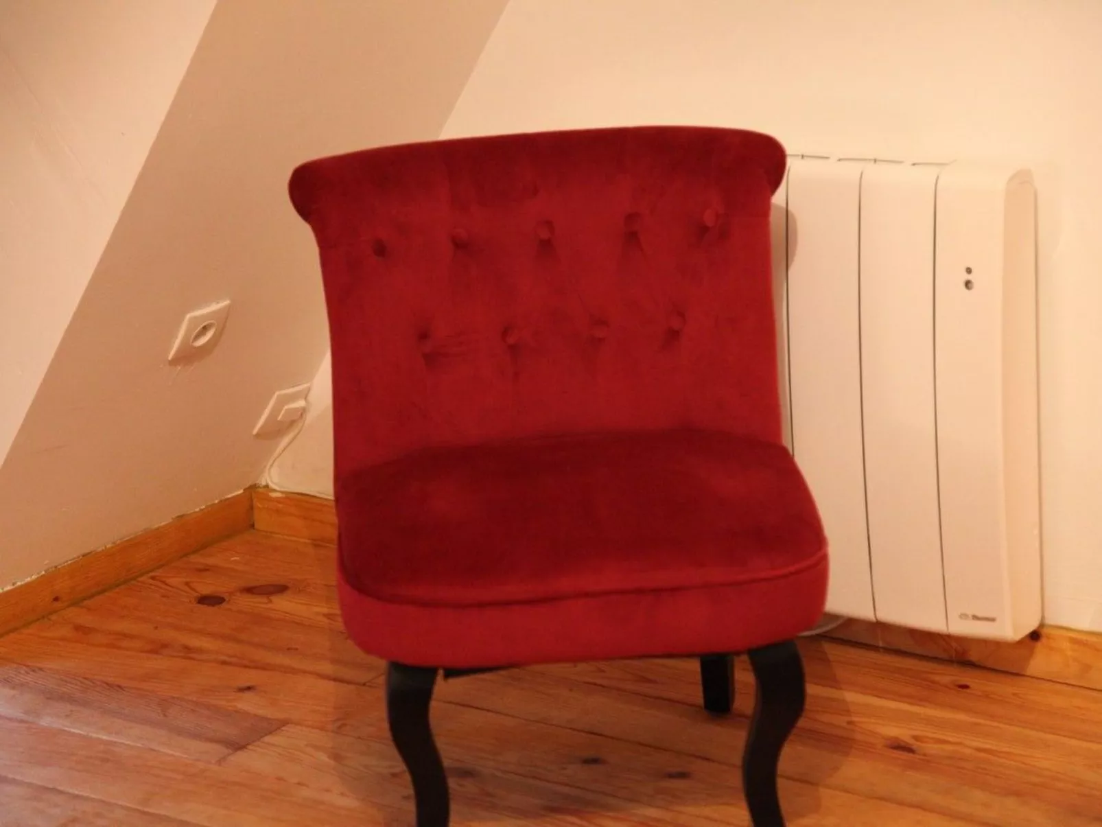 "L'Etable d'Emile" (Stall von Emile)-Binnen