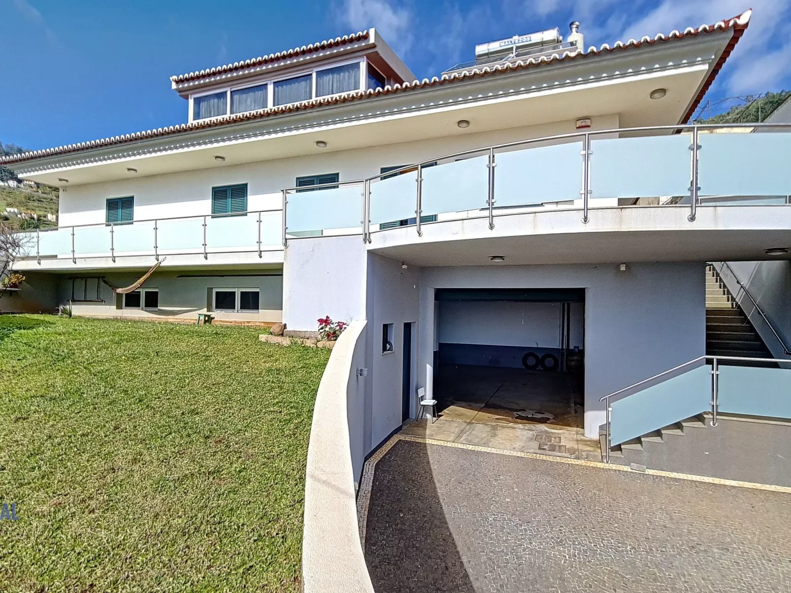 Yohannas Unterkunft-Binnen