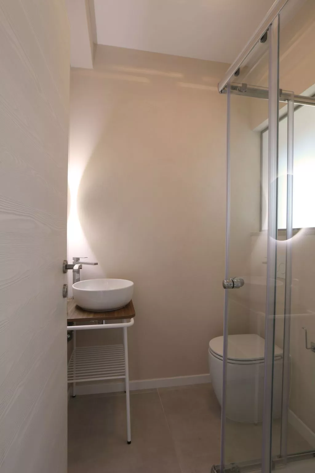 Neue Wohnung mit 2 Zimmern, Veranda und Pool-Binnen