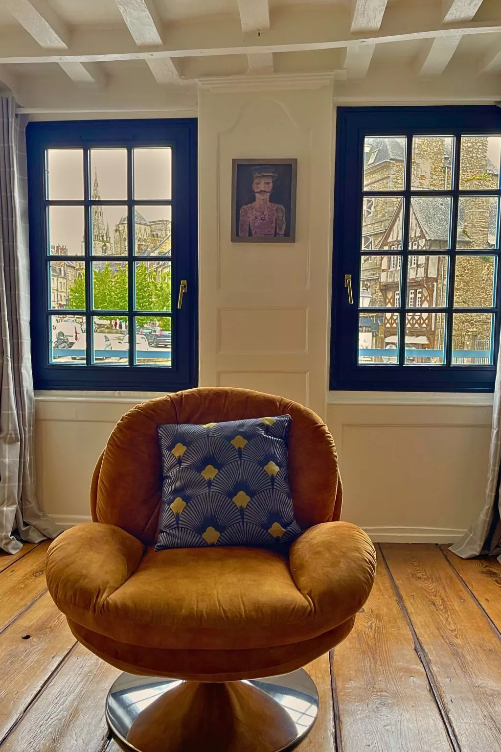 "Town House" im Herzen des historischen Zentrums-Binnen