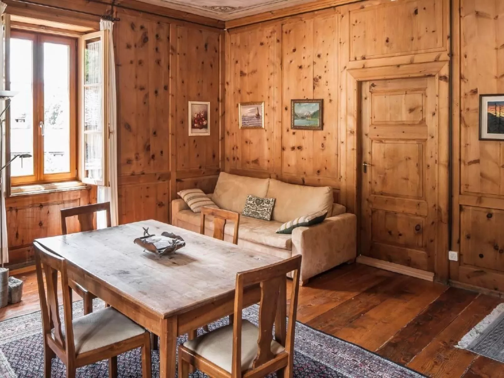 Geräumige Ferienwohnung-Binnen