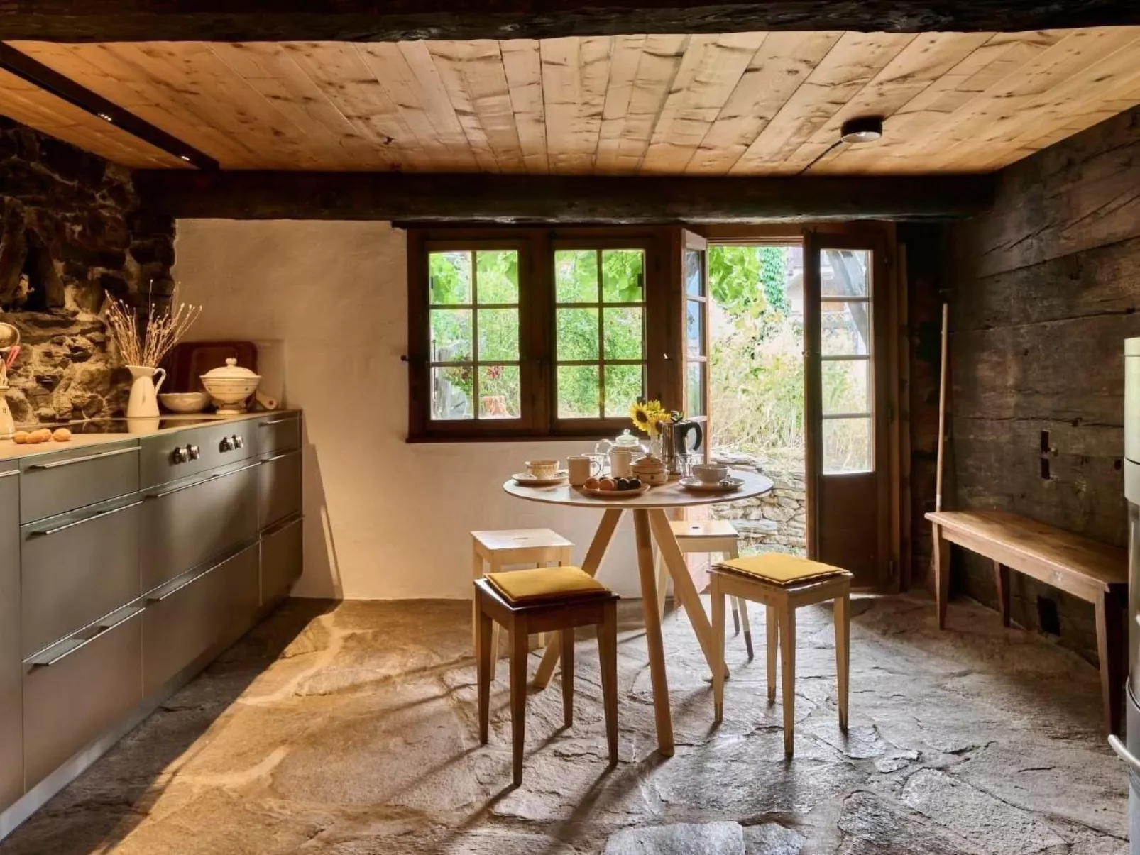 Casino Unterstalden-Stiftung Ferien im Baudenkmal-Binnen