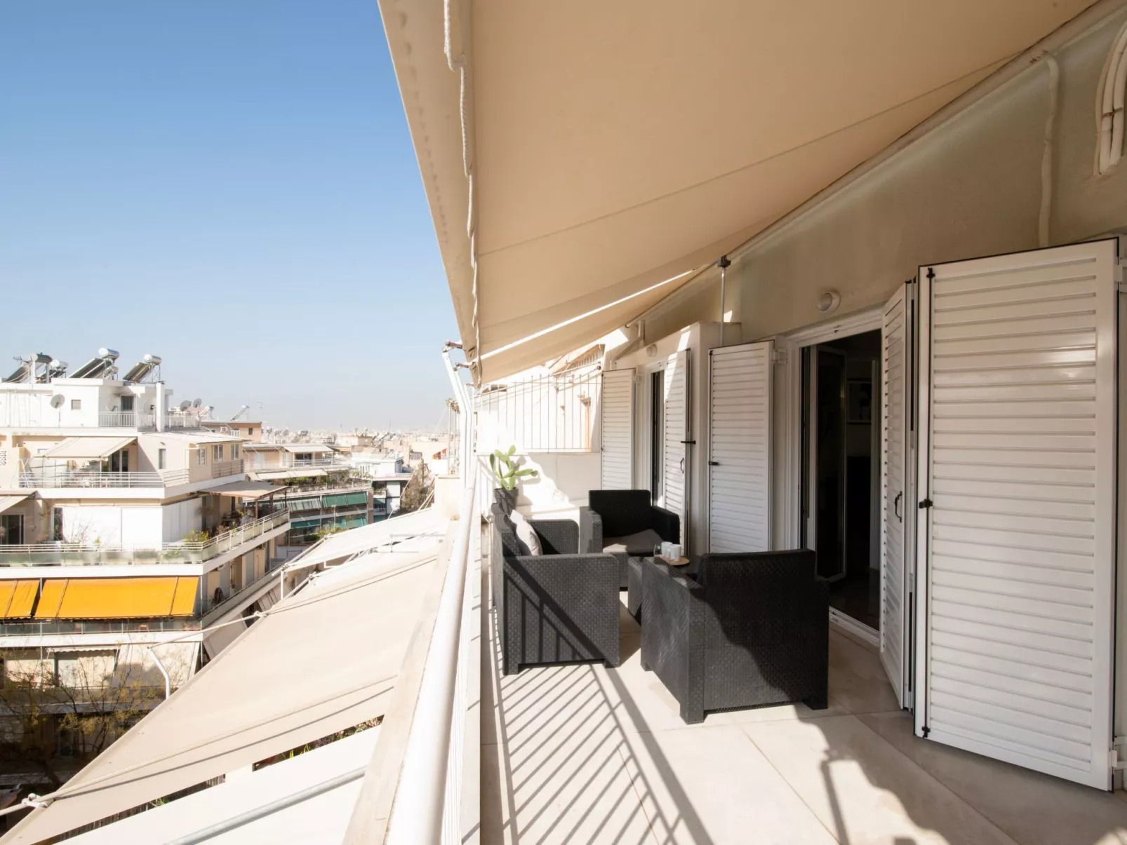 Athen von unserem Haus aus, wenige Schritte von der Akropolis entfernt-Binnen