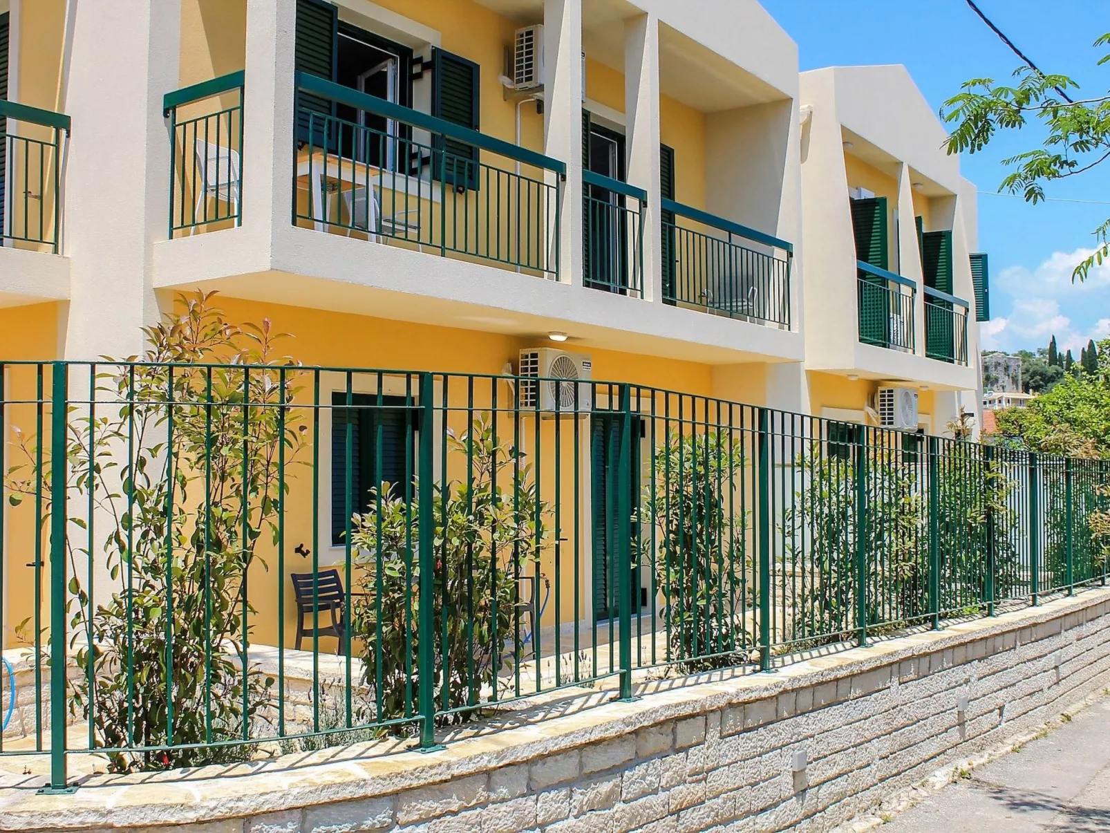 Stilvolle Erdgeschosswohnung Wave Dio in Kassiopi-Binnen