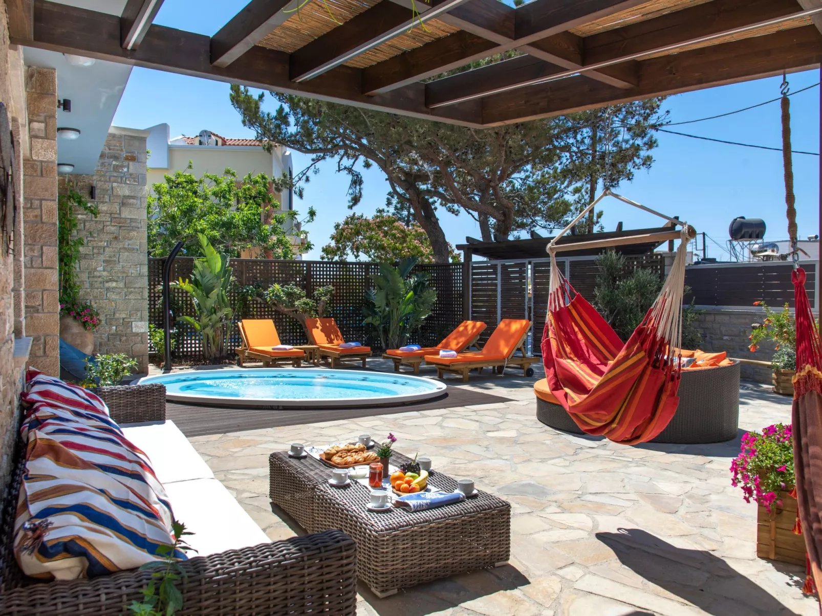 Paradisos für 14 Personen und 4 Kinder-Binnen