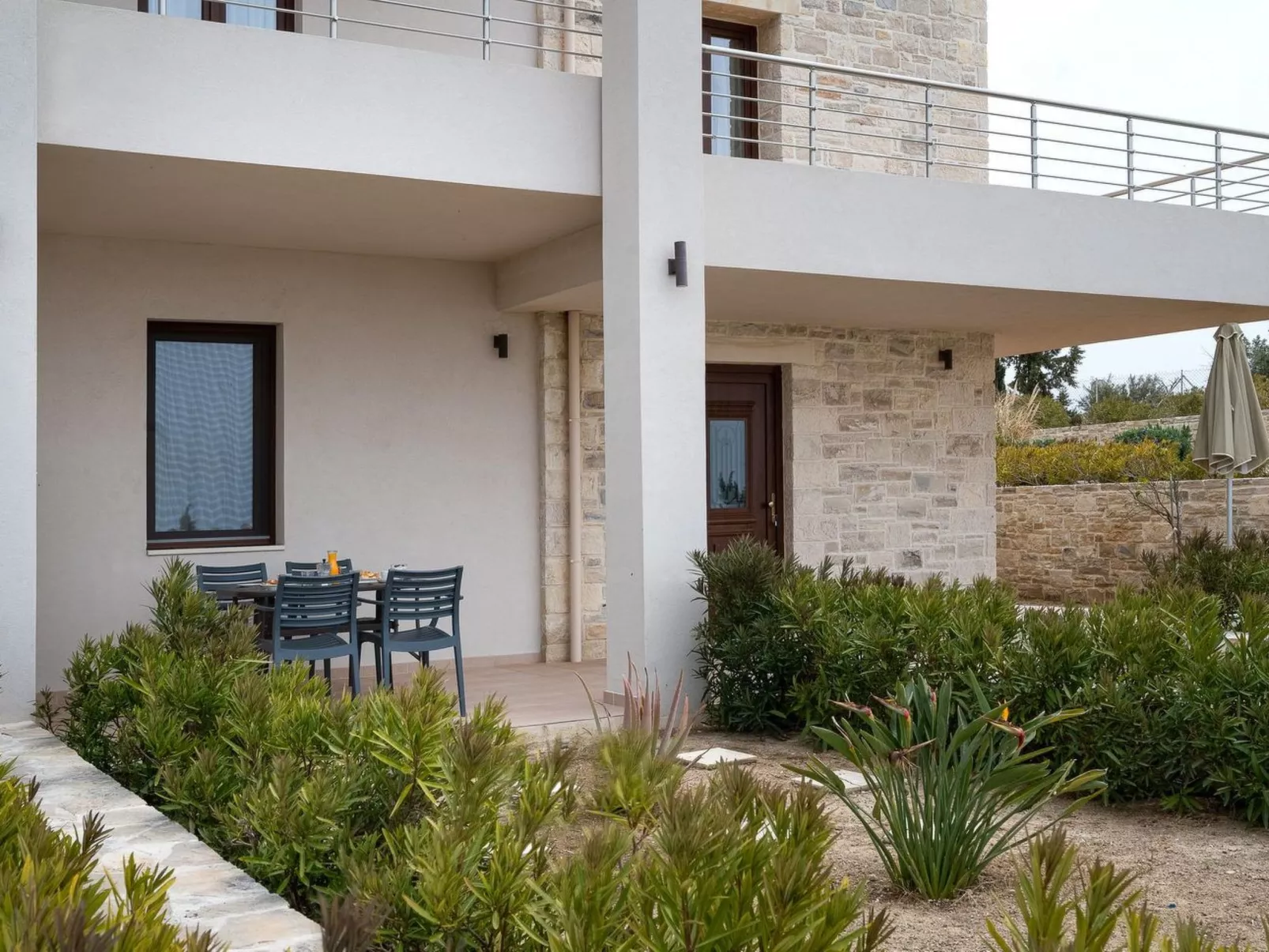 Orelia-Image-tags.info