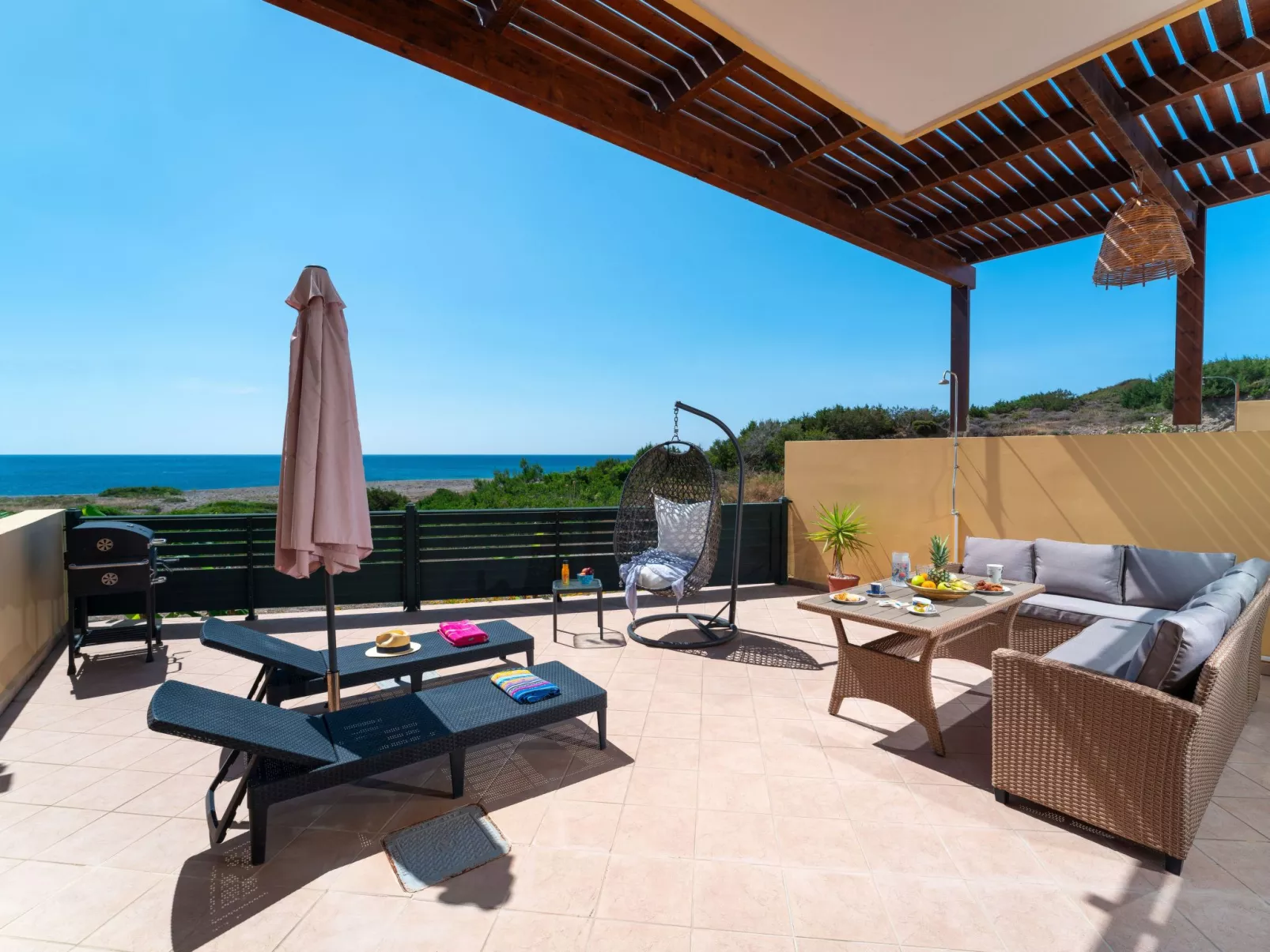 Mare Blu 1 am Strand-Binnen