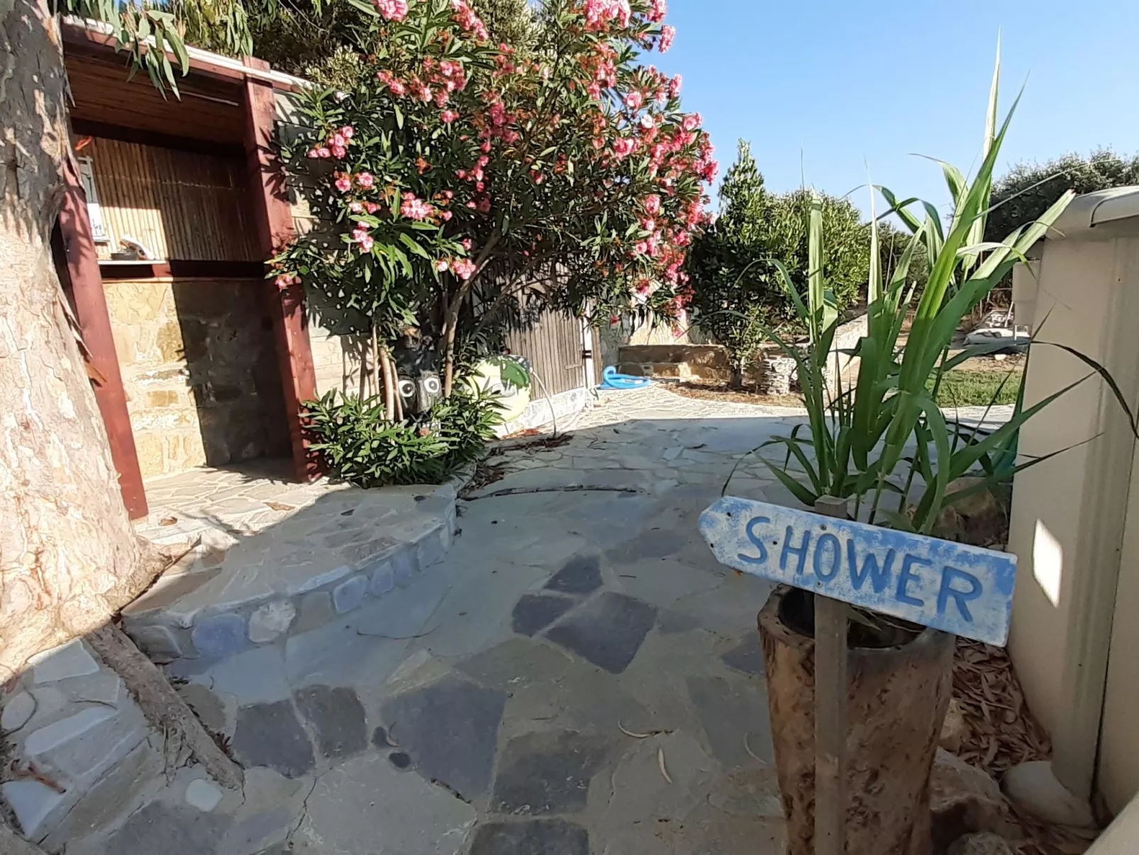 Charly Point Villa-Binnen