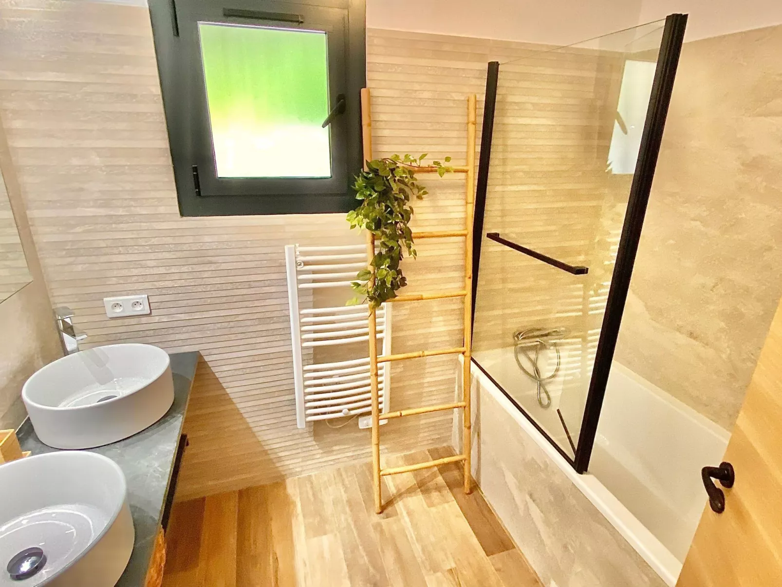 Villa "The View" mit eigenem Pool-Binnen