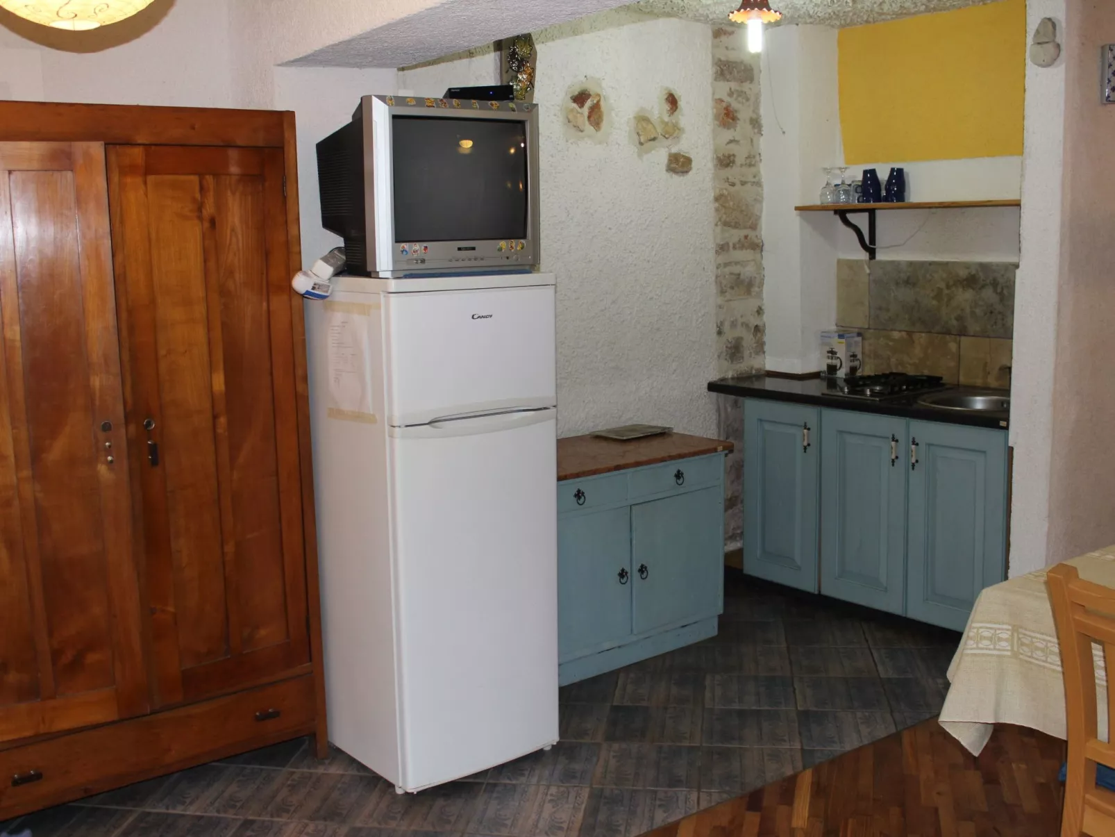 Lieber Himell 1-Binnen