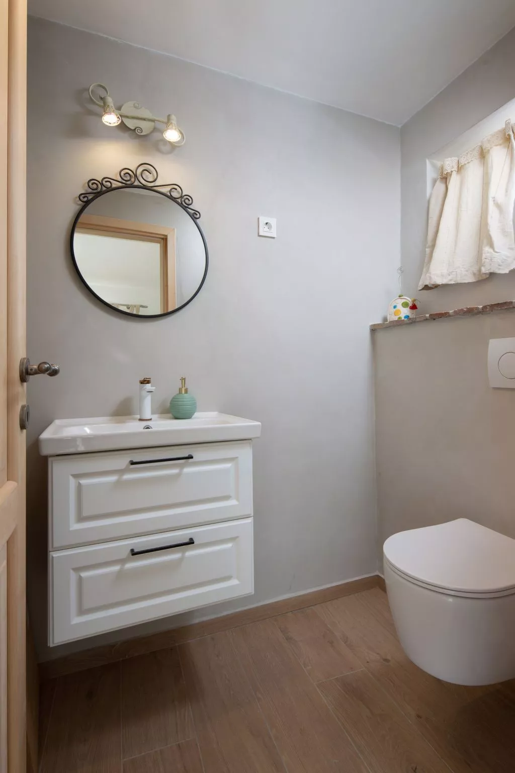 Casa di Nika - charmante Steinvilla mit beheiztem Pool-Binnen