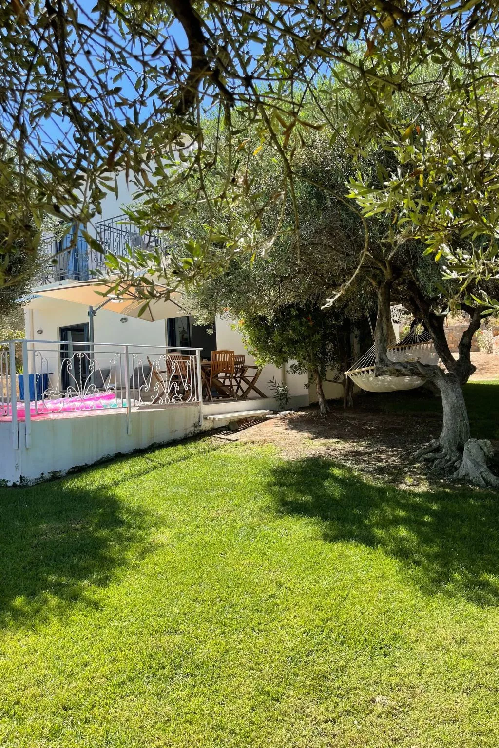 Nefeli Blue Villa in altem Olivenhain, Meerblick-Binnen