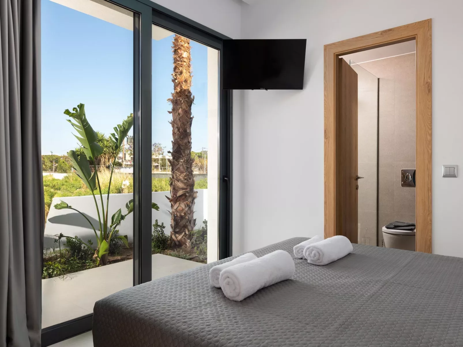 Salzige Luxus-Villa 4-Binnen