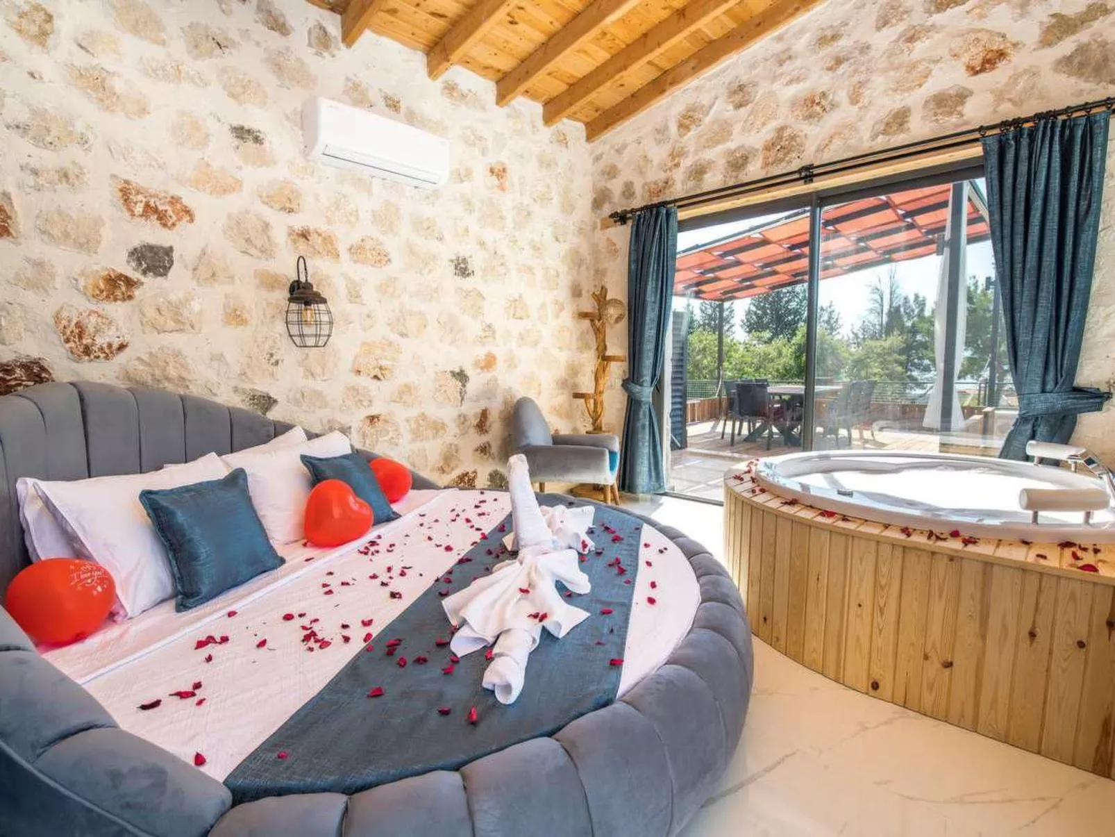 Natursteinvilla-Binnen