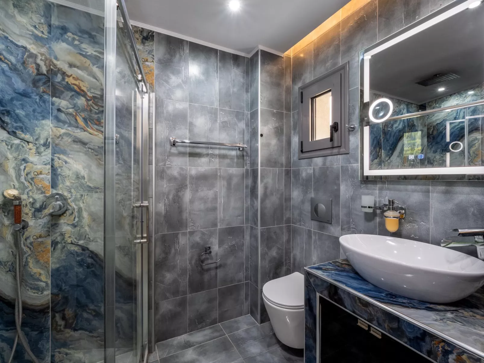 Versteckte Villa-Image-tags.info