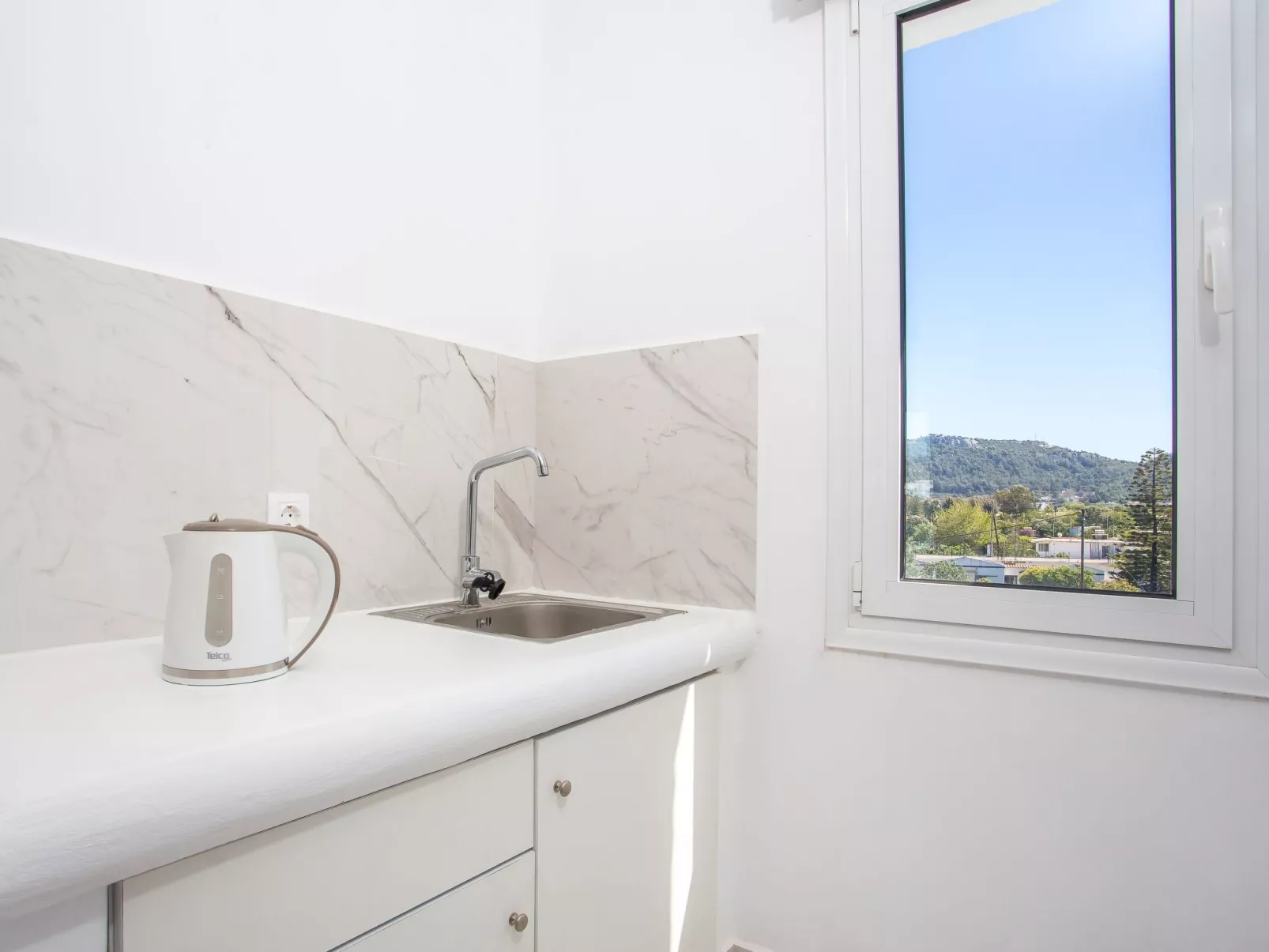 Ammos Junior Suite - in der Nähe des Strandes von Faliraki-Binnen