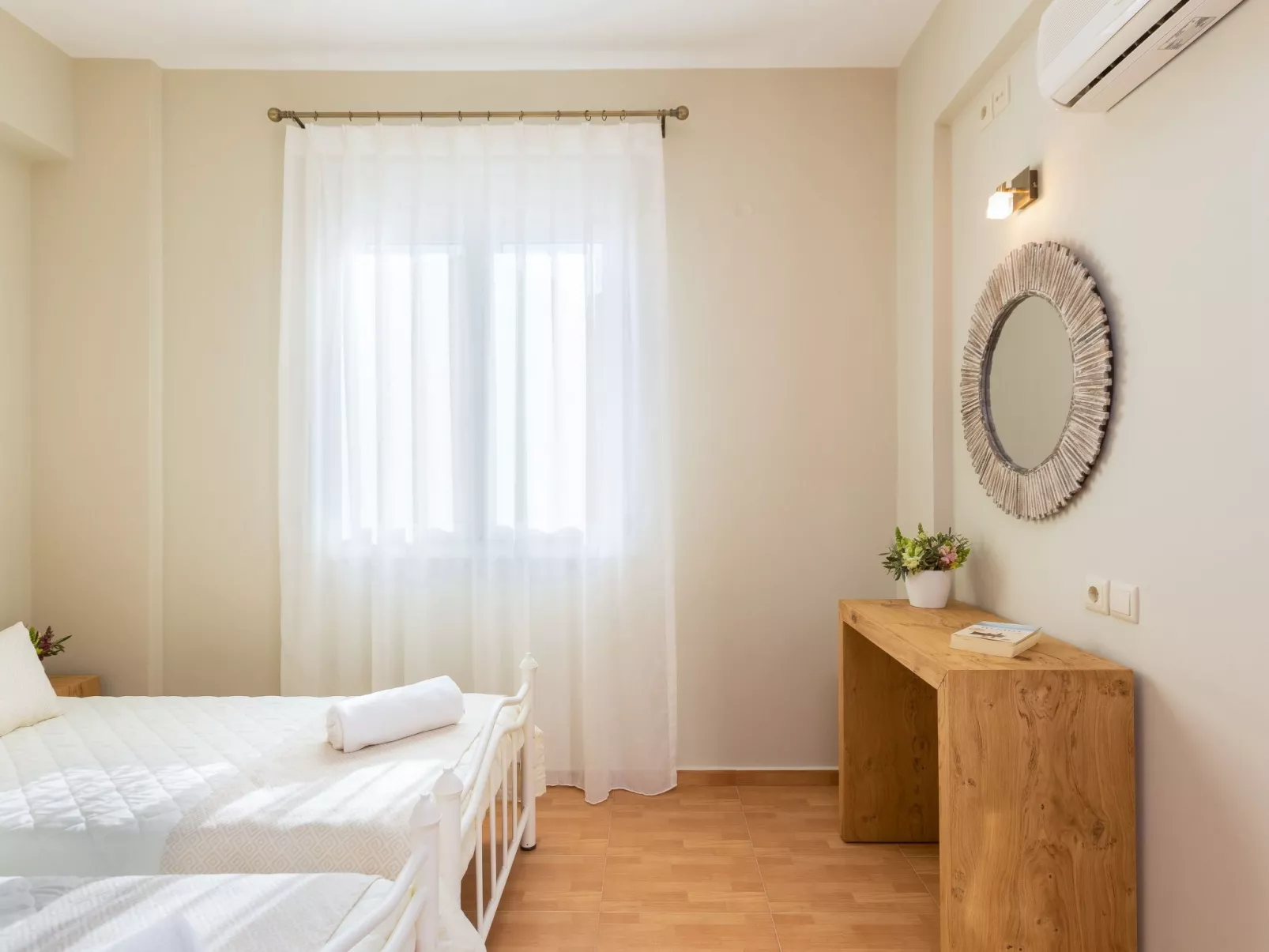 Ruhige Villa mit privatem Pool, BBQ und Kinderbereich-Binnen