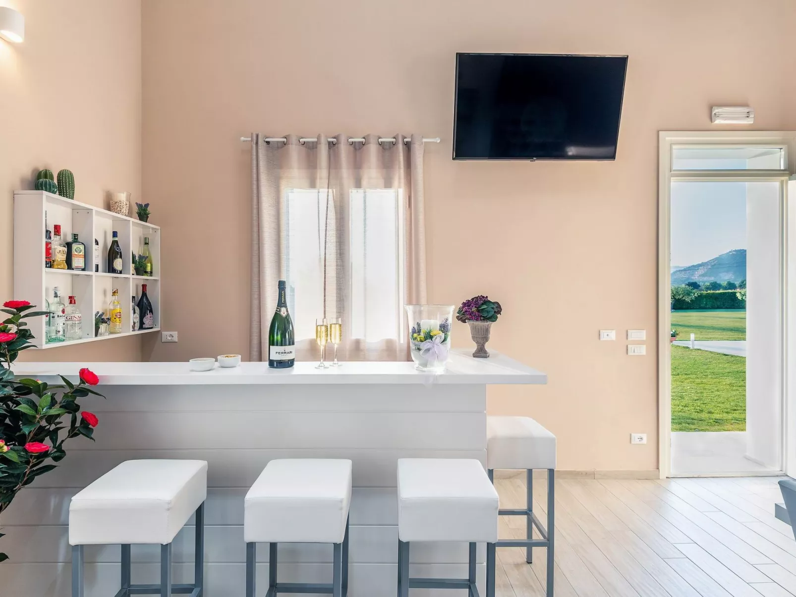 Die Kurvilla Monsummano-Image-tags.info