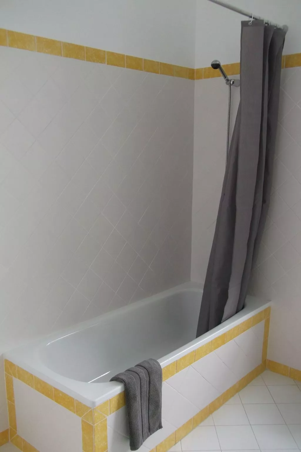 Angola 3 Dachgeschoss-Image-tags.info