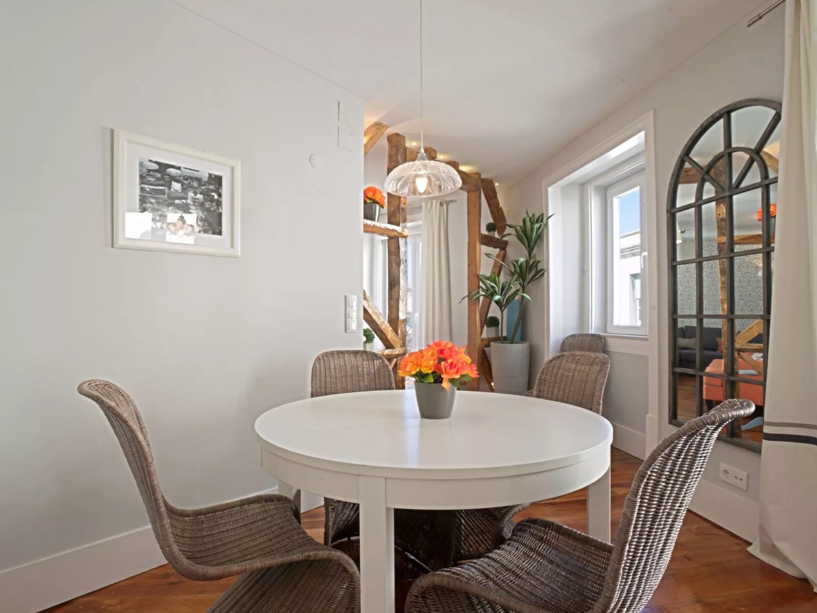 Duke-Image-tags.info