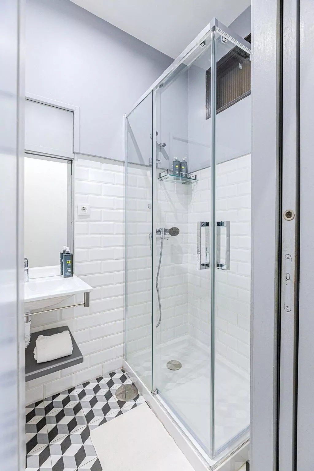 Traditionelles Haus am Meer-Binnen