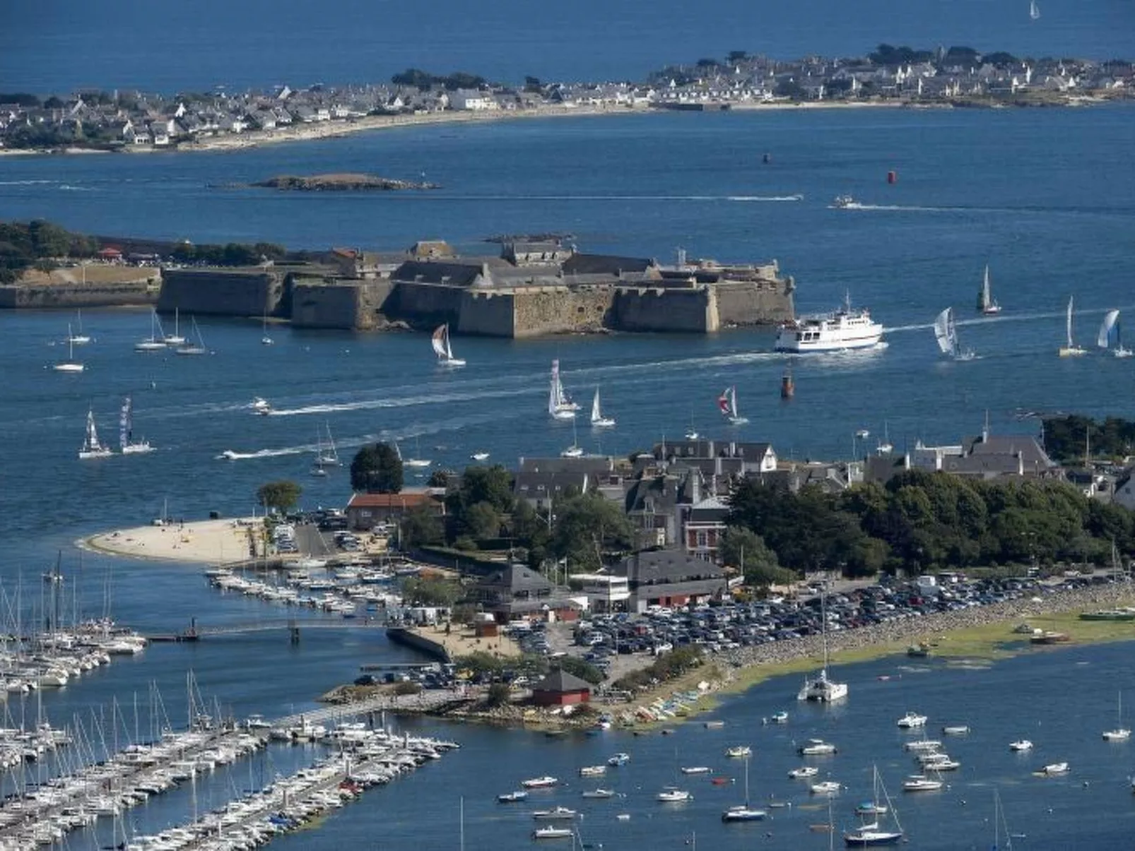 Architektenvilla 200 Meter von den Stränden entfernt-Buiten