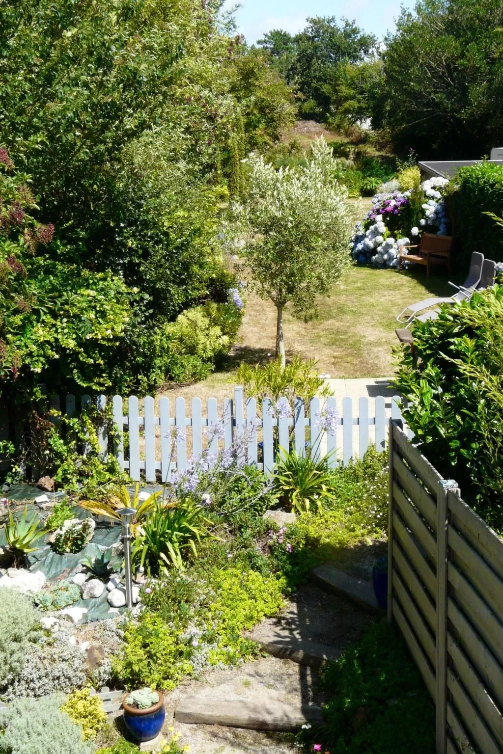 Mit Blick auf das Wasser-Buiten