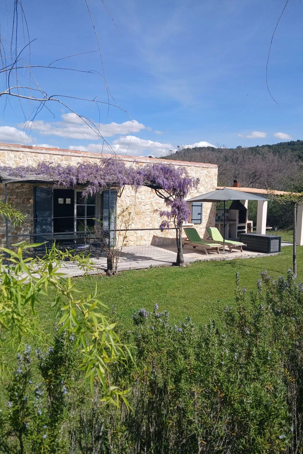 Provenzalisches Ferienhaus mit Charme auf dem Land mit Pool-Binnen