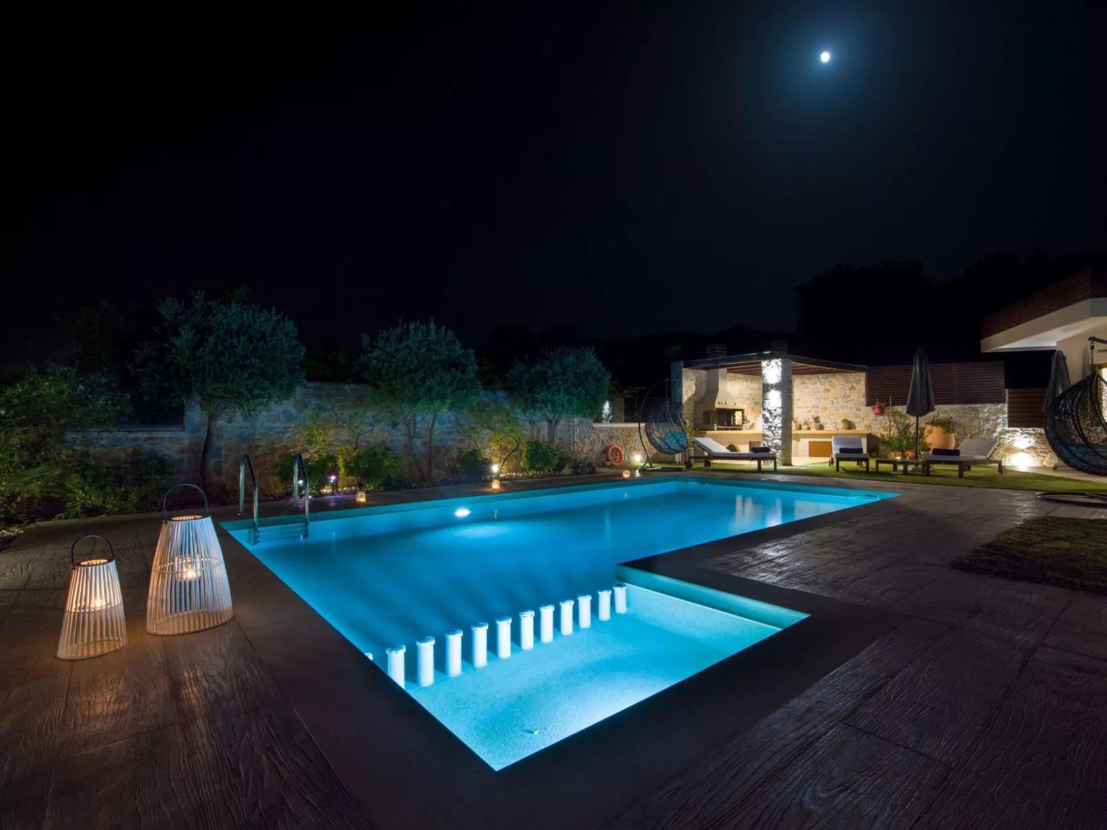 Ferienvilla mit Garten, Grill und Terrasse-Image-tags.info