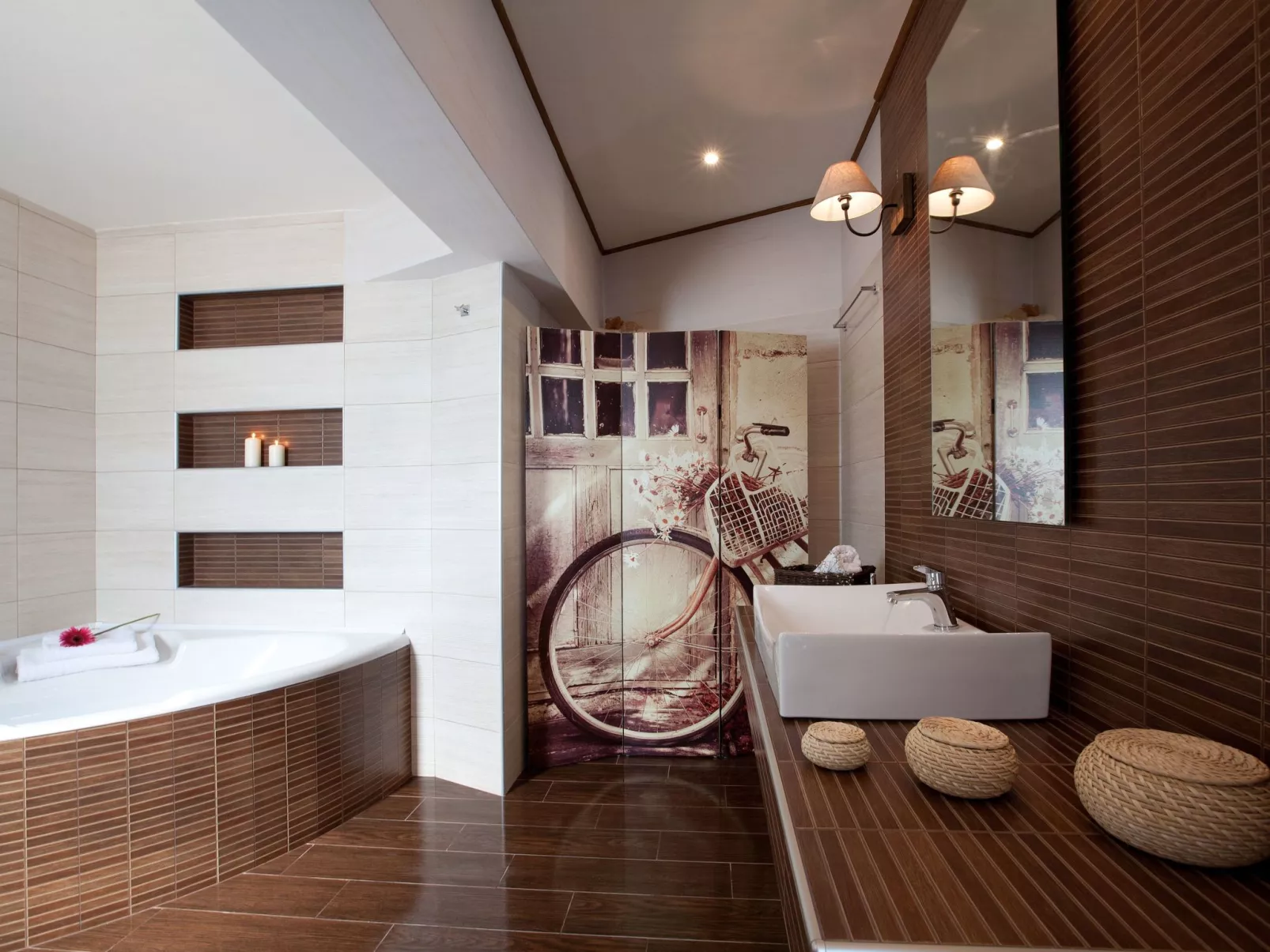 Herrliche Villa mit schönem Pool, Terrasse und Meerblick-Binnen