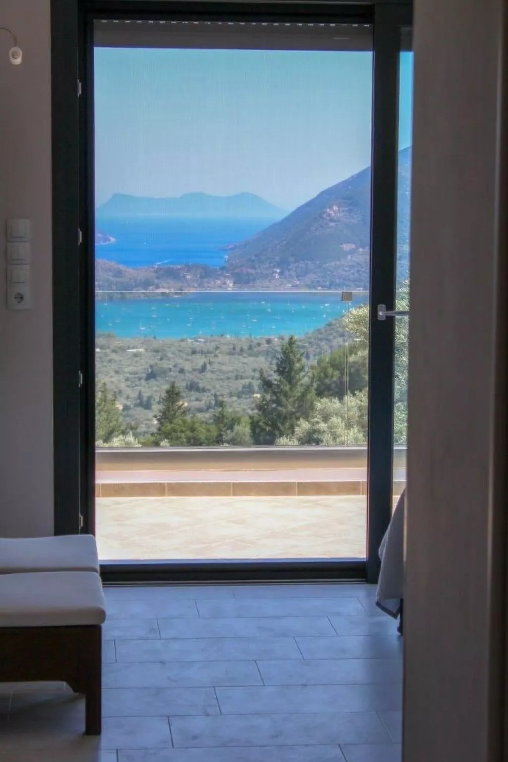 Ferienvilla "Maura" mit Infinity-Pool-Buiten