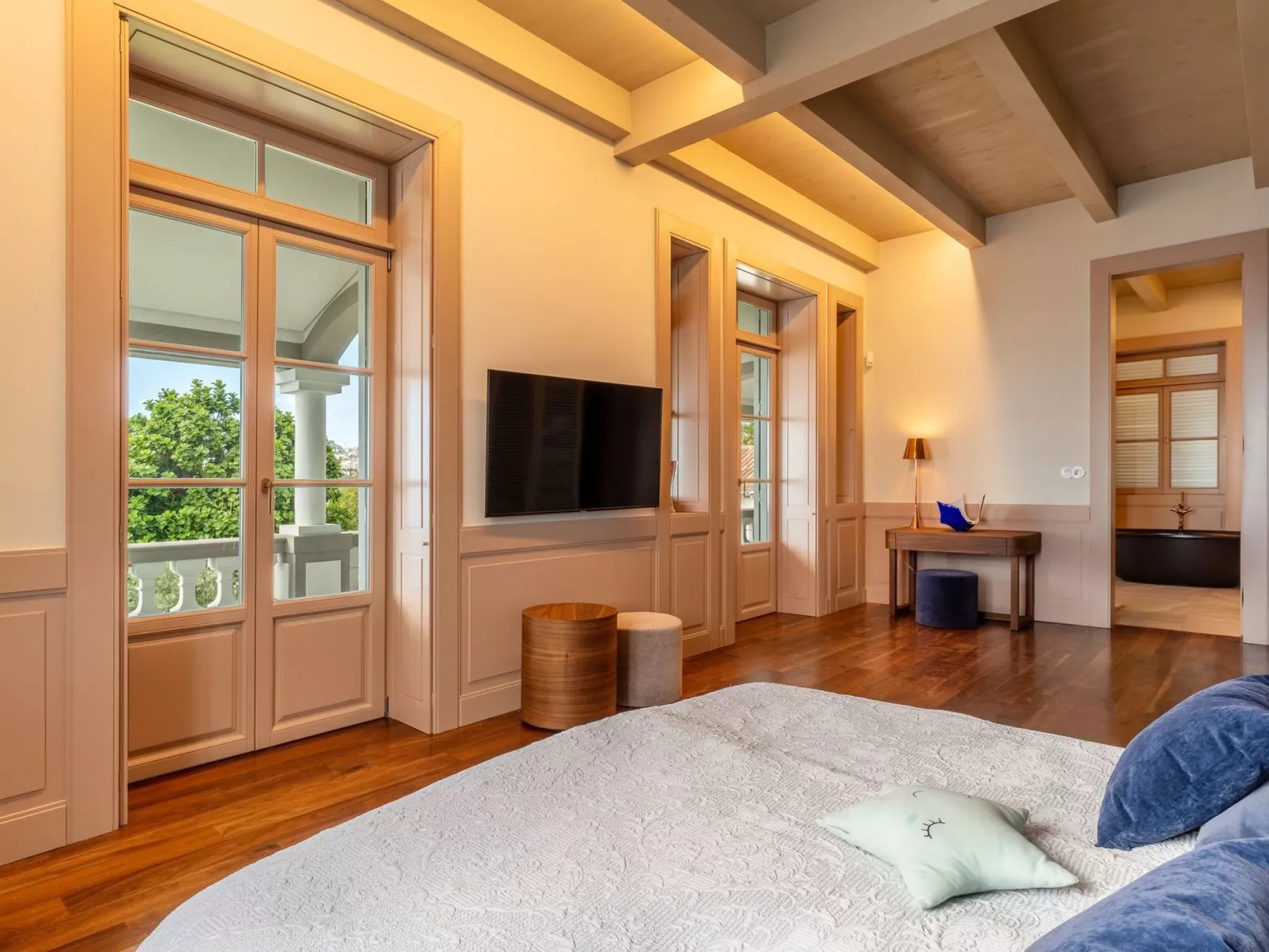 Mit Privatpool für 12 Personen in Sao Goncalo, Madeira-Image-tags.info