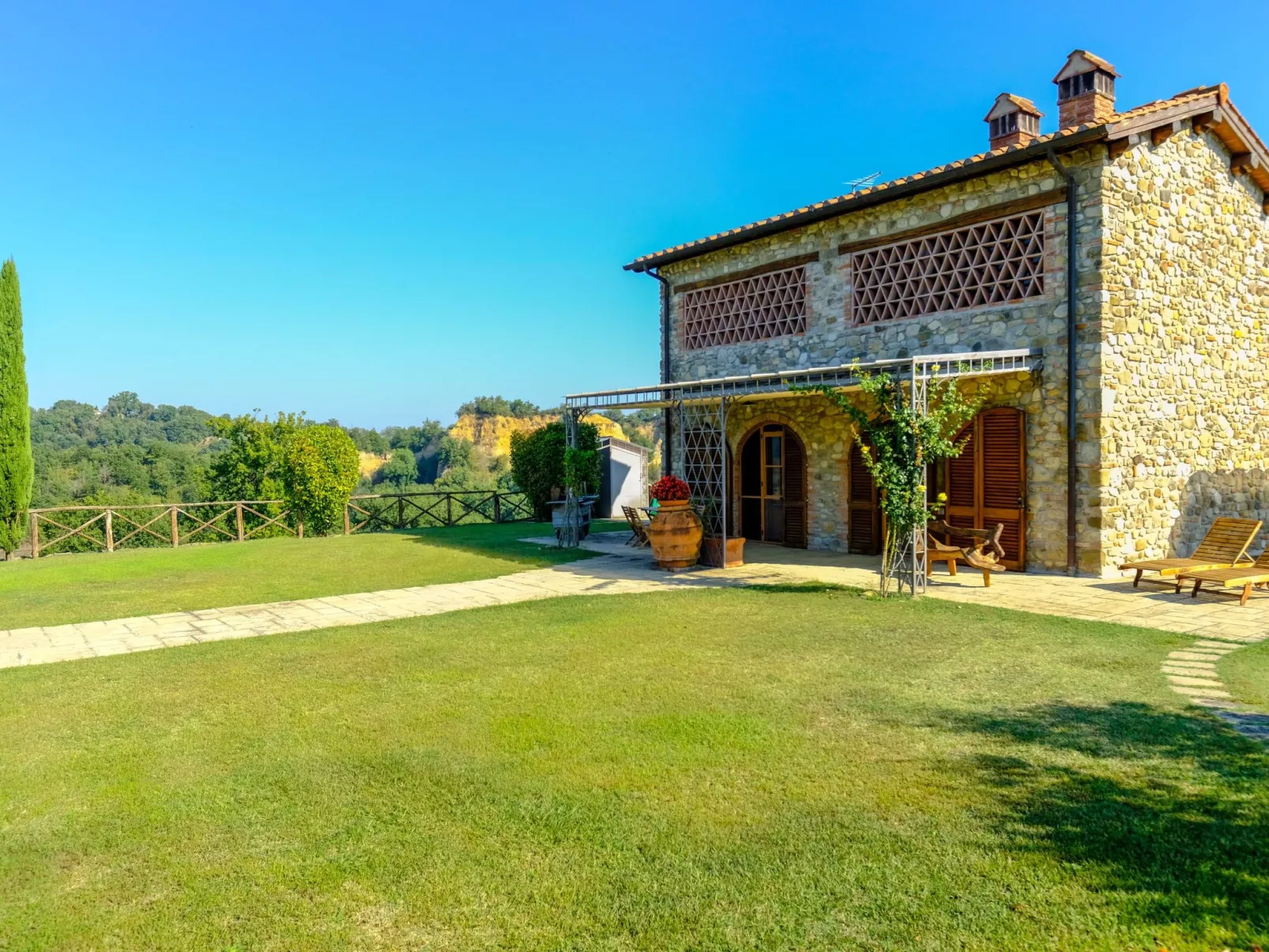 'Casa Vecchia Rota-Buiten