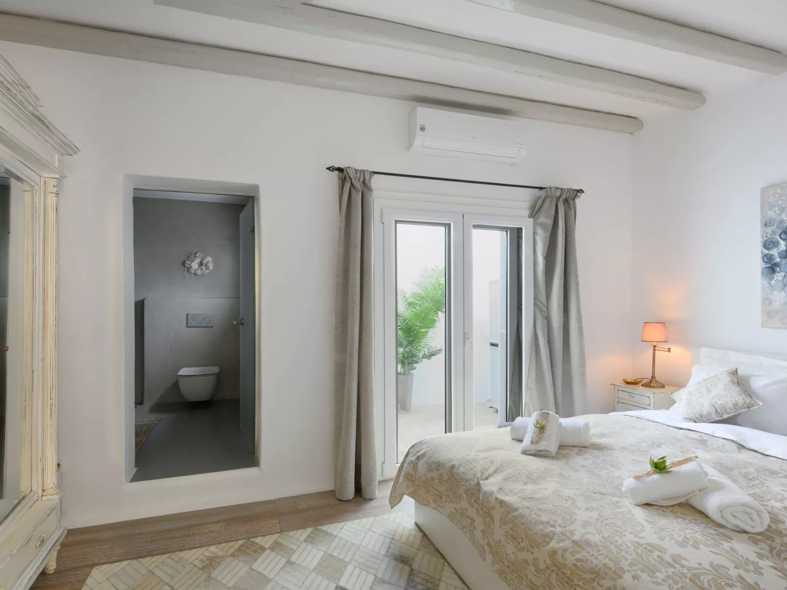 Wunderschöne Villa mit Meerblick und Infinity-Po-Binnen