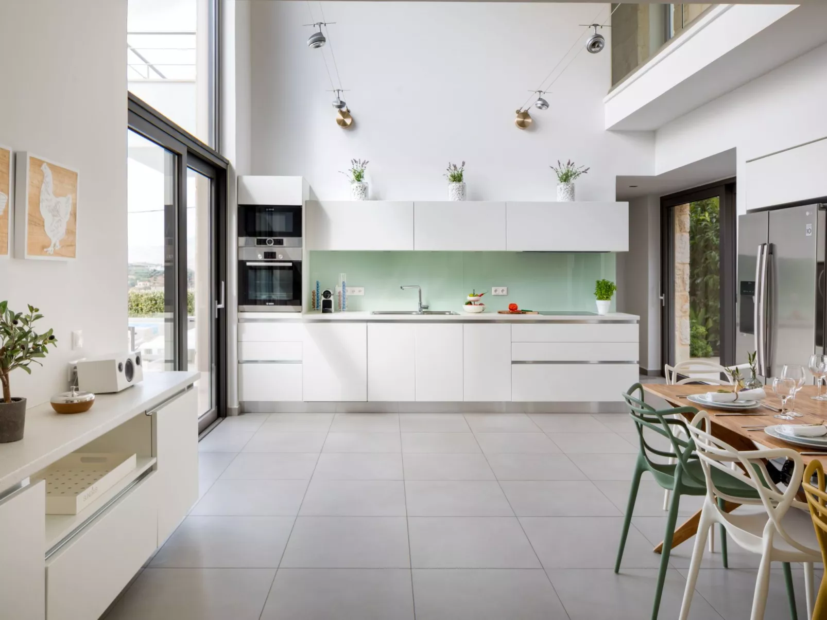 Luxusvilla in Almyrida mit wunderschönem Blick-Binnen