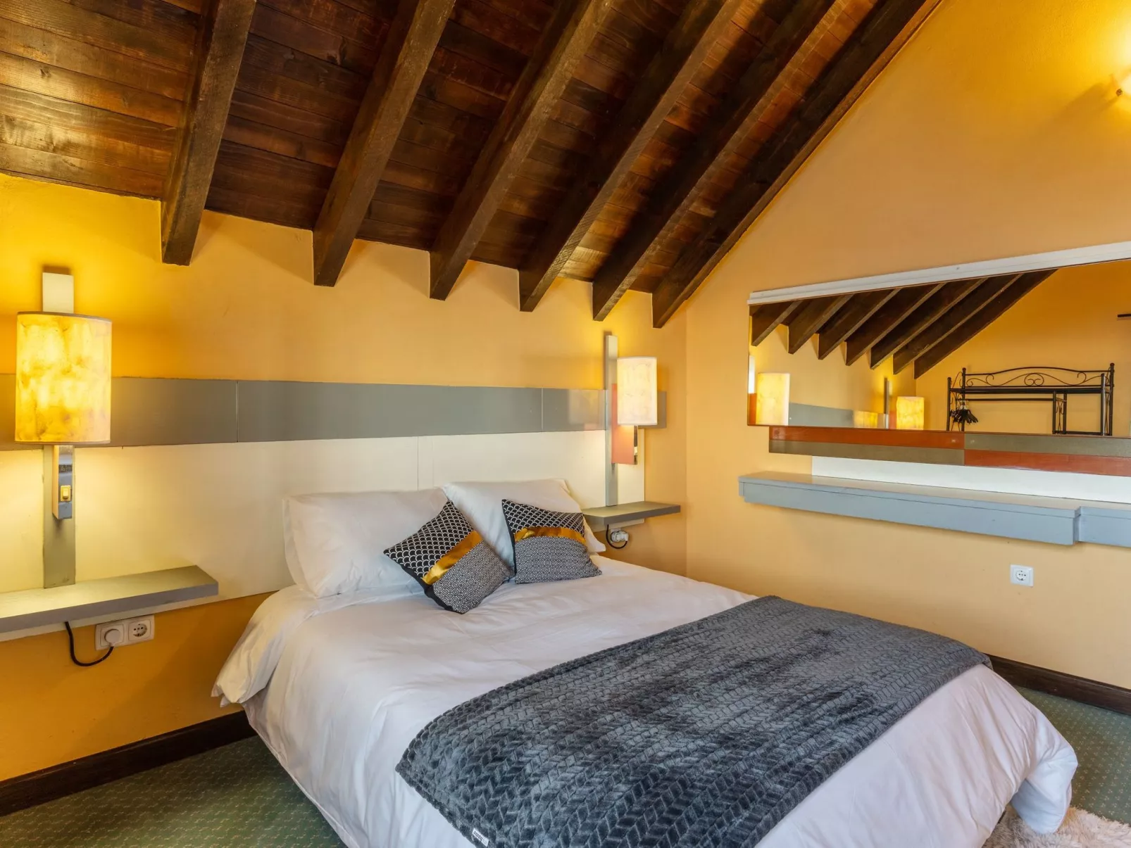 Dorf Sonnenuntergang-Binnen