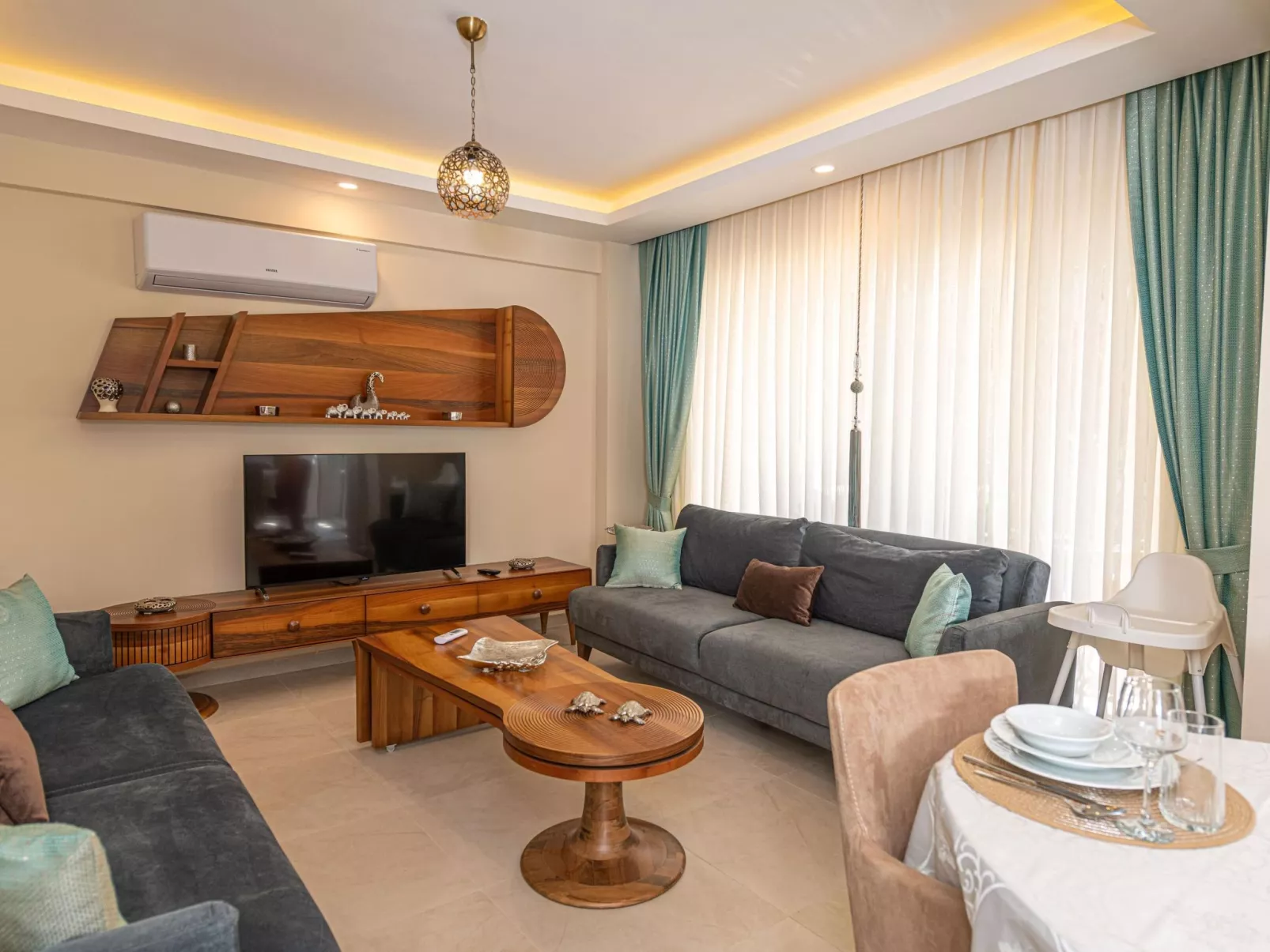 Große für Villa bis zu 9 Personen-Binnen