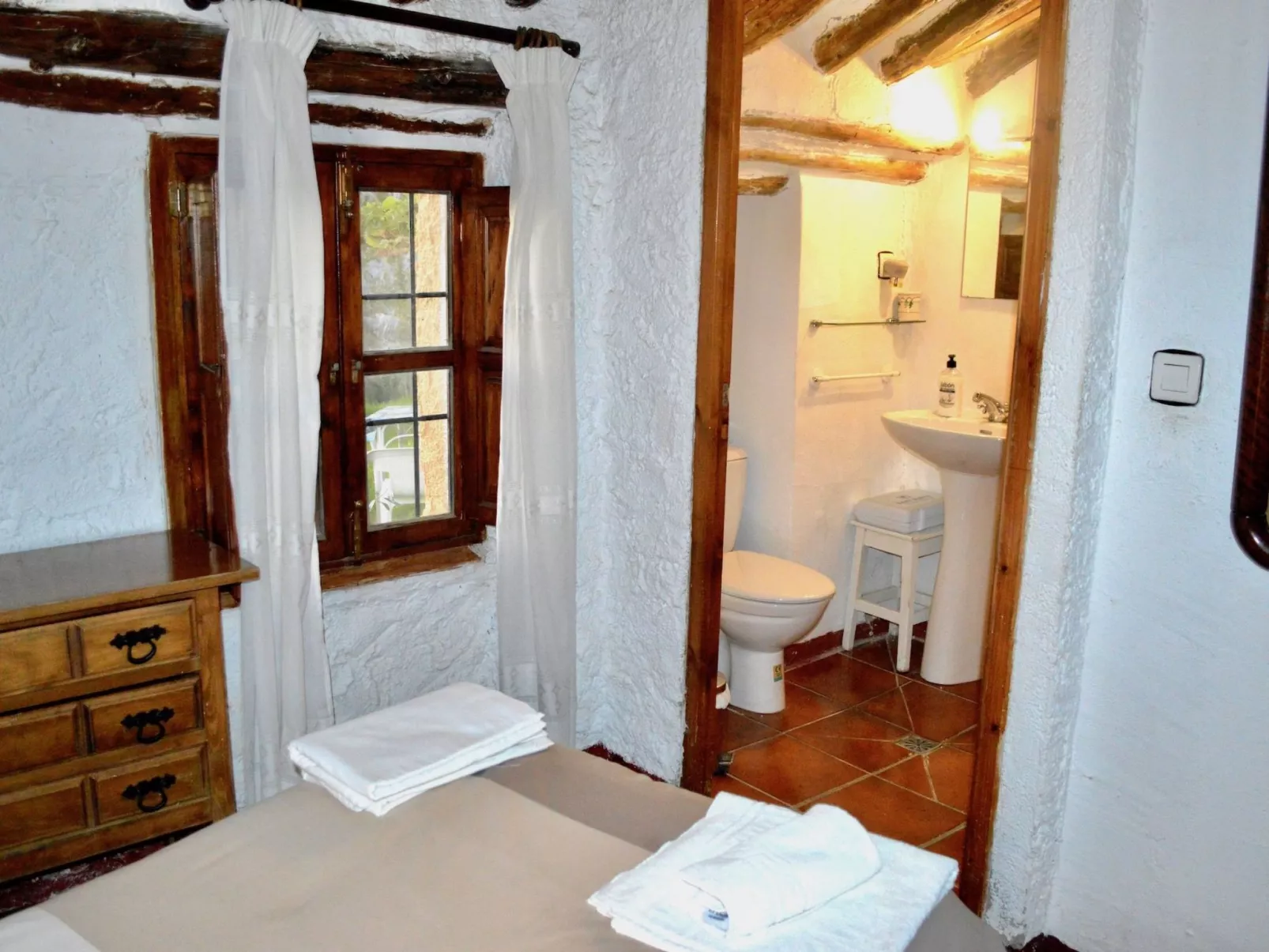 Cortijo Pulgarín Bajo - El Mirador-Binnen