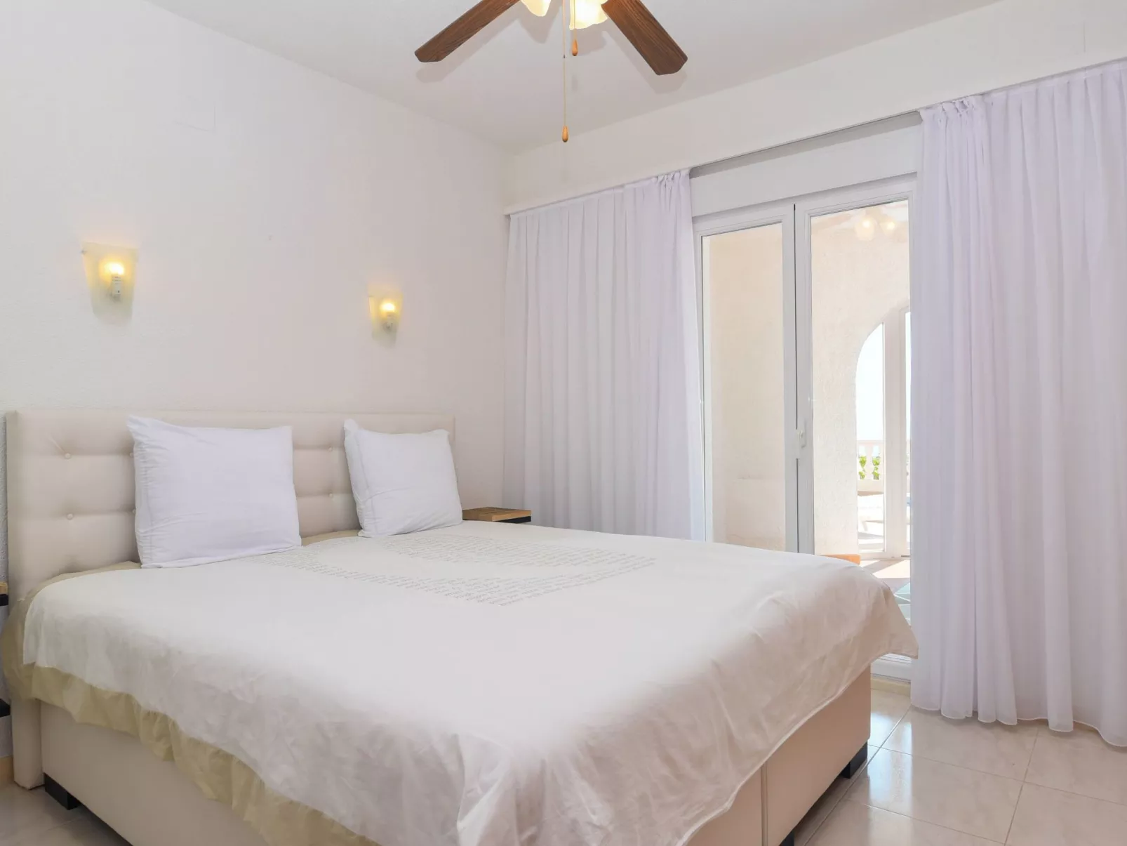 Ferienvilla 'La Perla Moraira-Binnen